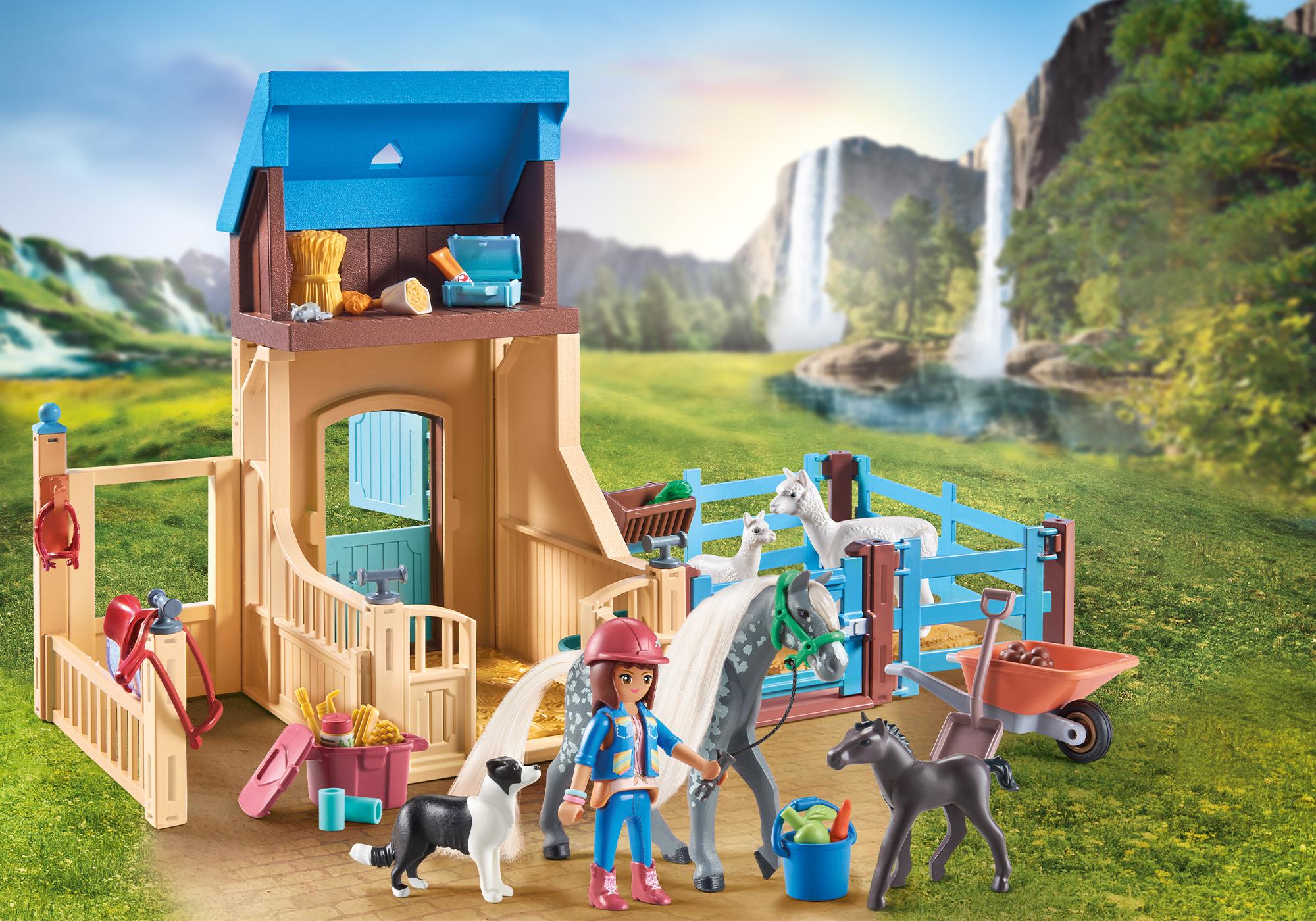 Horse Stall with Amelia and Whisper - 71353