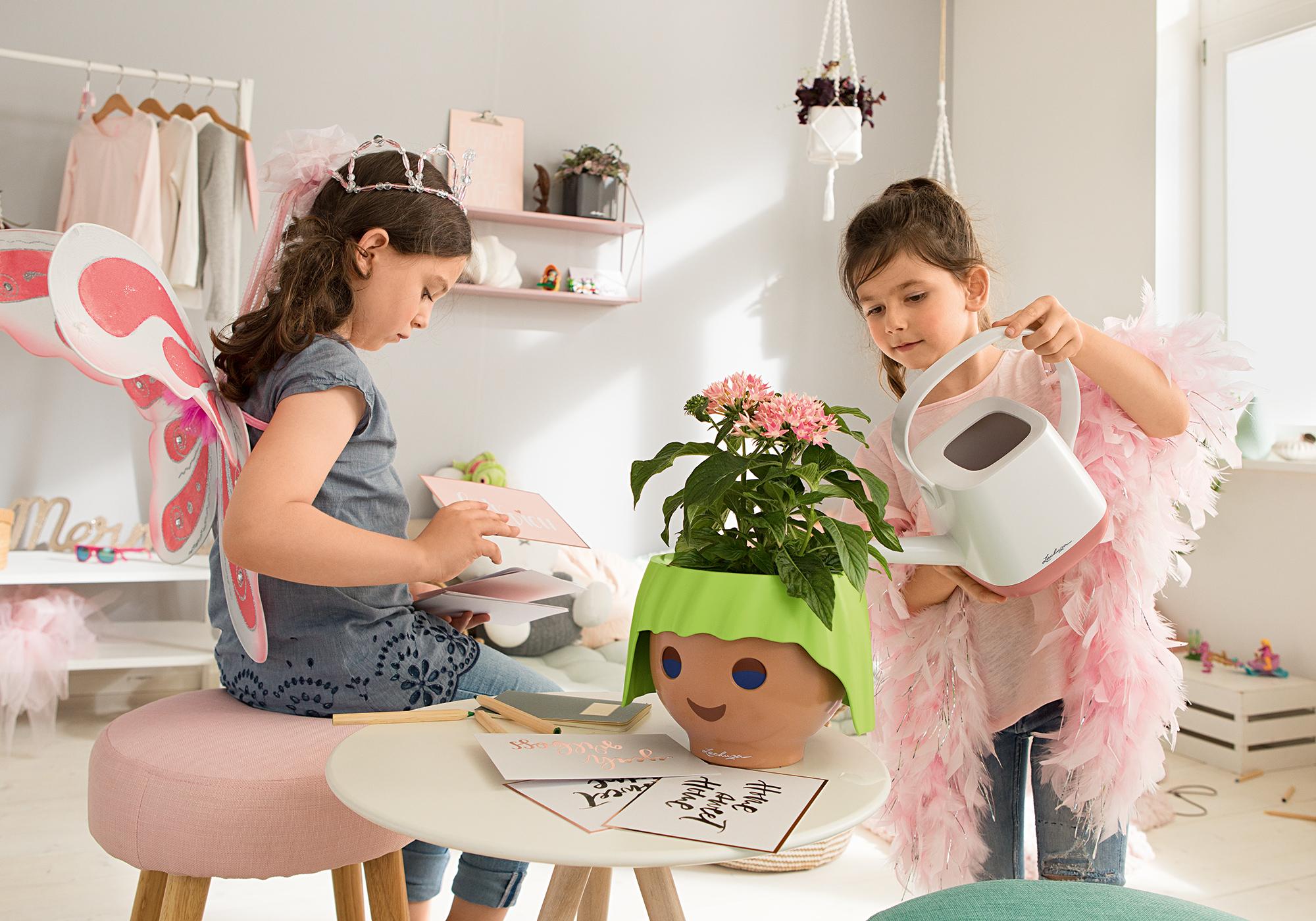 https://media.playmobil.com/i/playmobil/19041_product_extra6