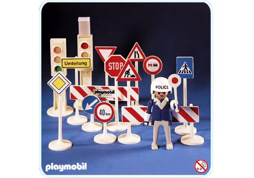 https://media.playmobil.com/i/playmobil/3204-A_product_detail
