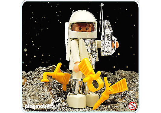 3320-A Astronaut detail image 1
