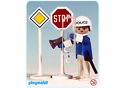 3324-A Polizist/ 2 Verkehrsschilder detail image 1