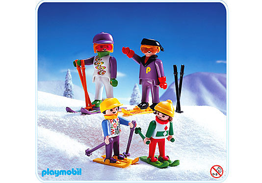 3684-A Famille de skieurs detail image 1