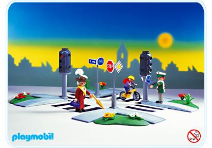 https://media.playmobil.com/i/playmobil/3982-A_product_detail