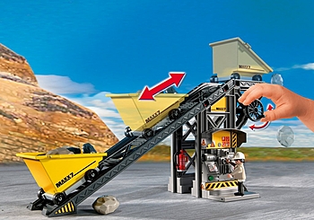 Robuste Förderanlage mit Seilzug-Lore
