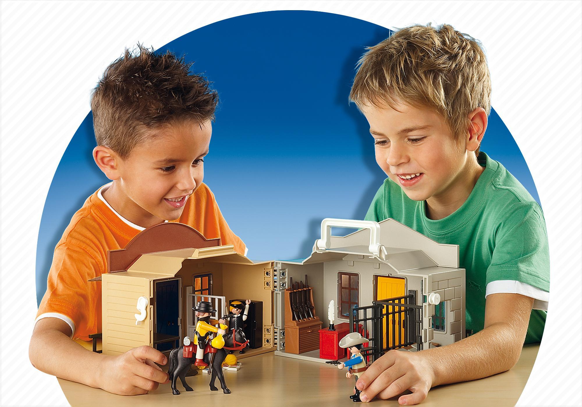 https://media.playmobil.com/i/playmobil/4398_product_extra3