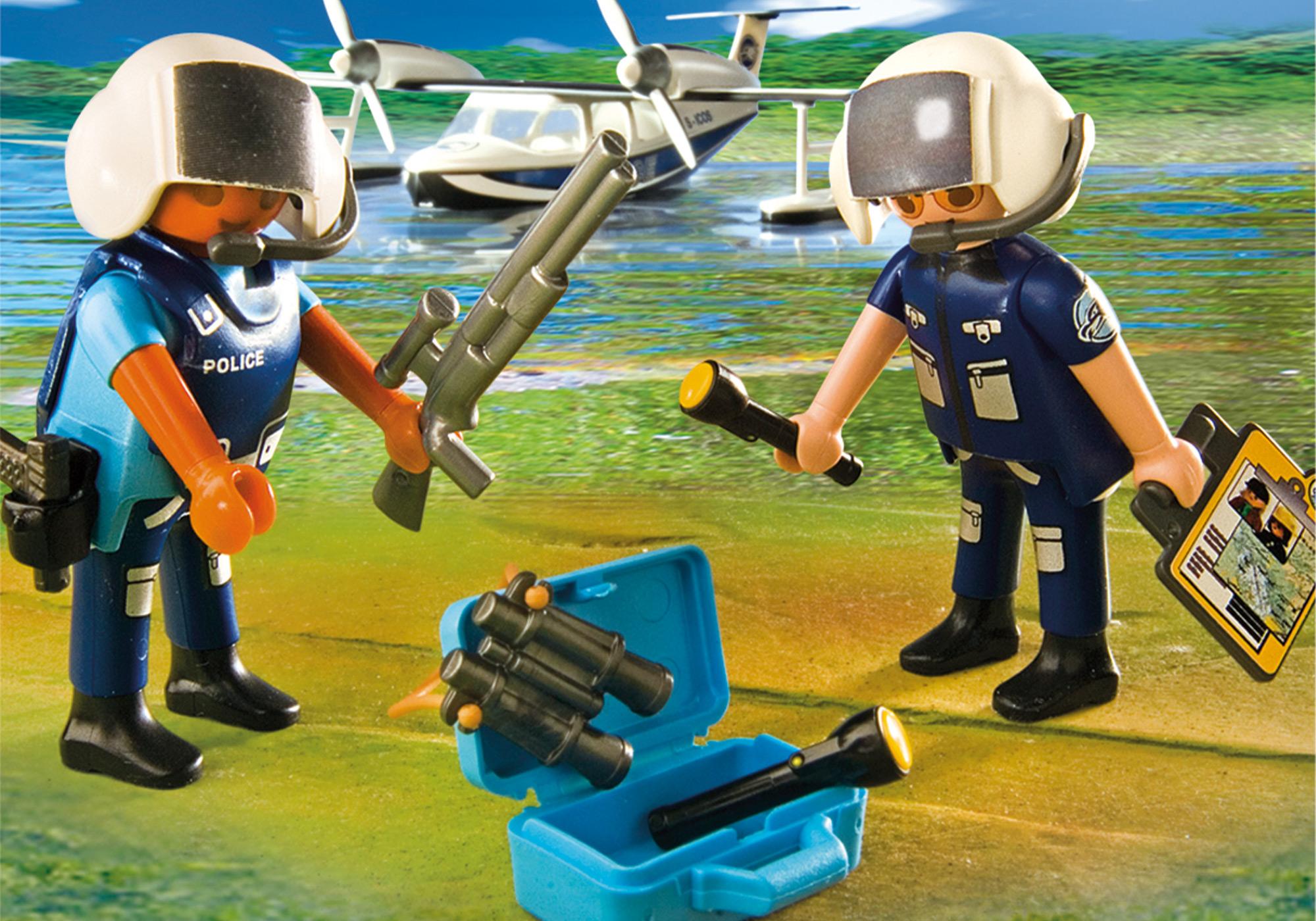 https://media.playmobil.com/i/playmobil/4445_product_extra3
