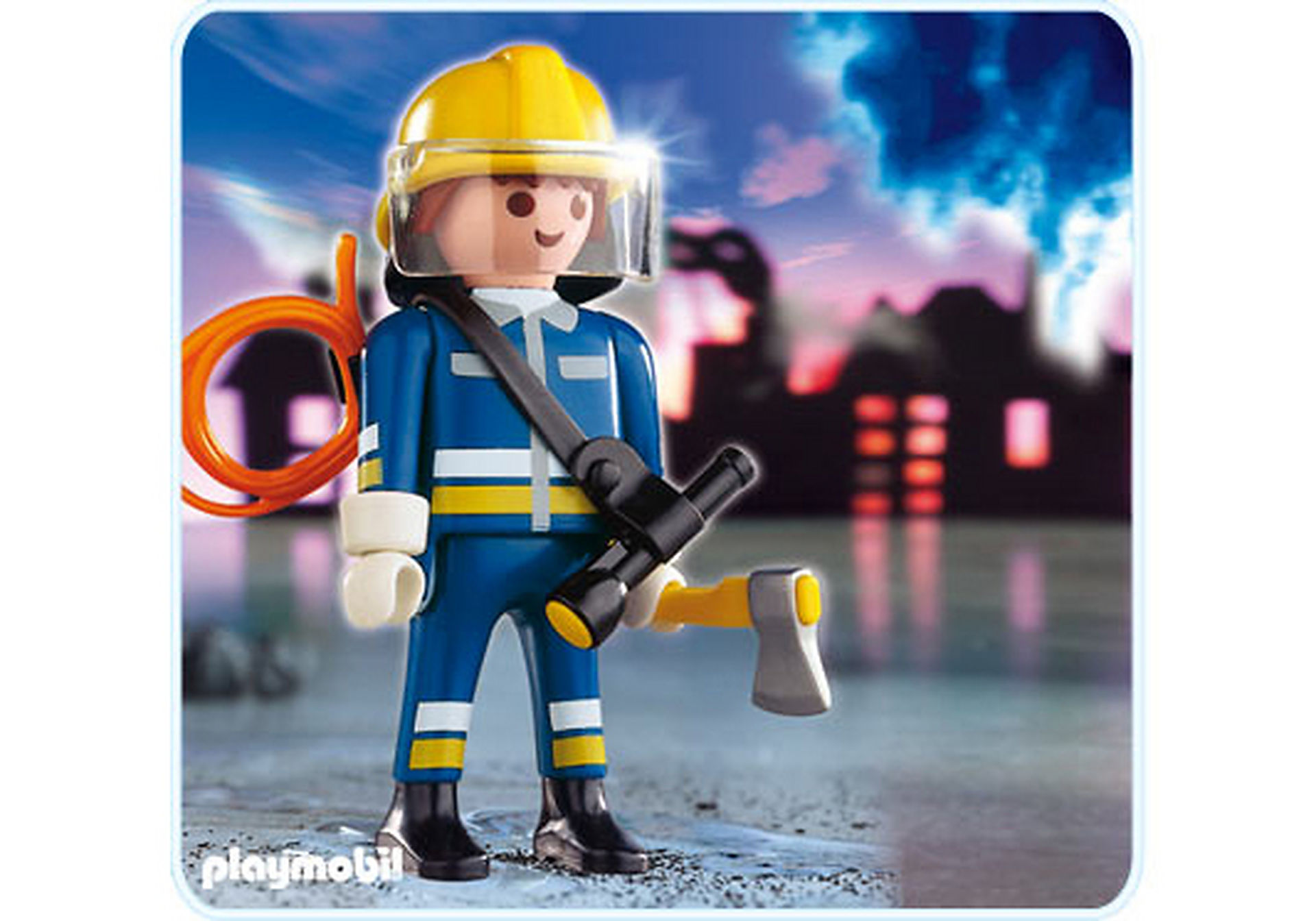 4675-A Pompier avec hache zoom image1