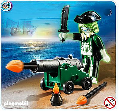 4928-A Pirate fantôme avec canon detail image 1