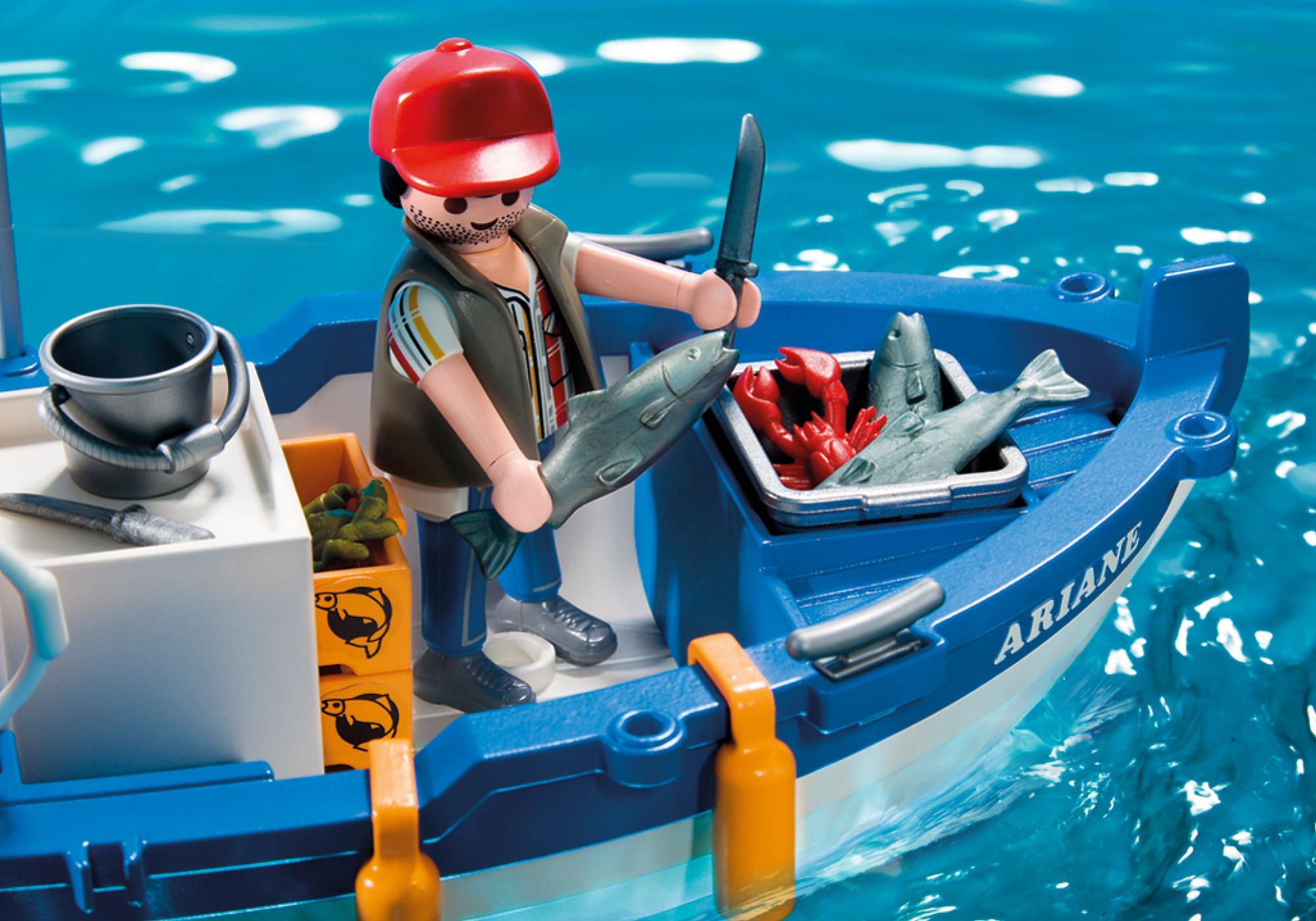 playmobil family fun boat