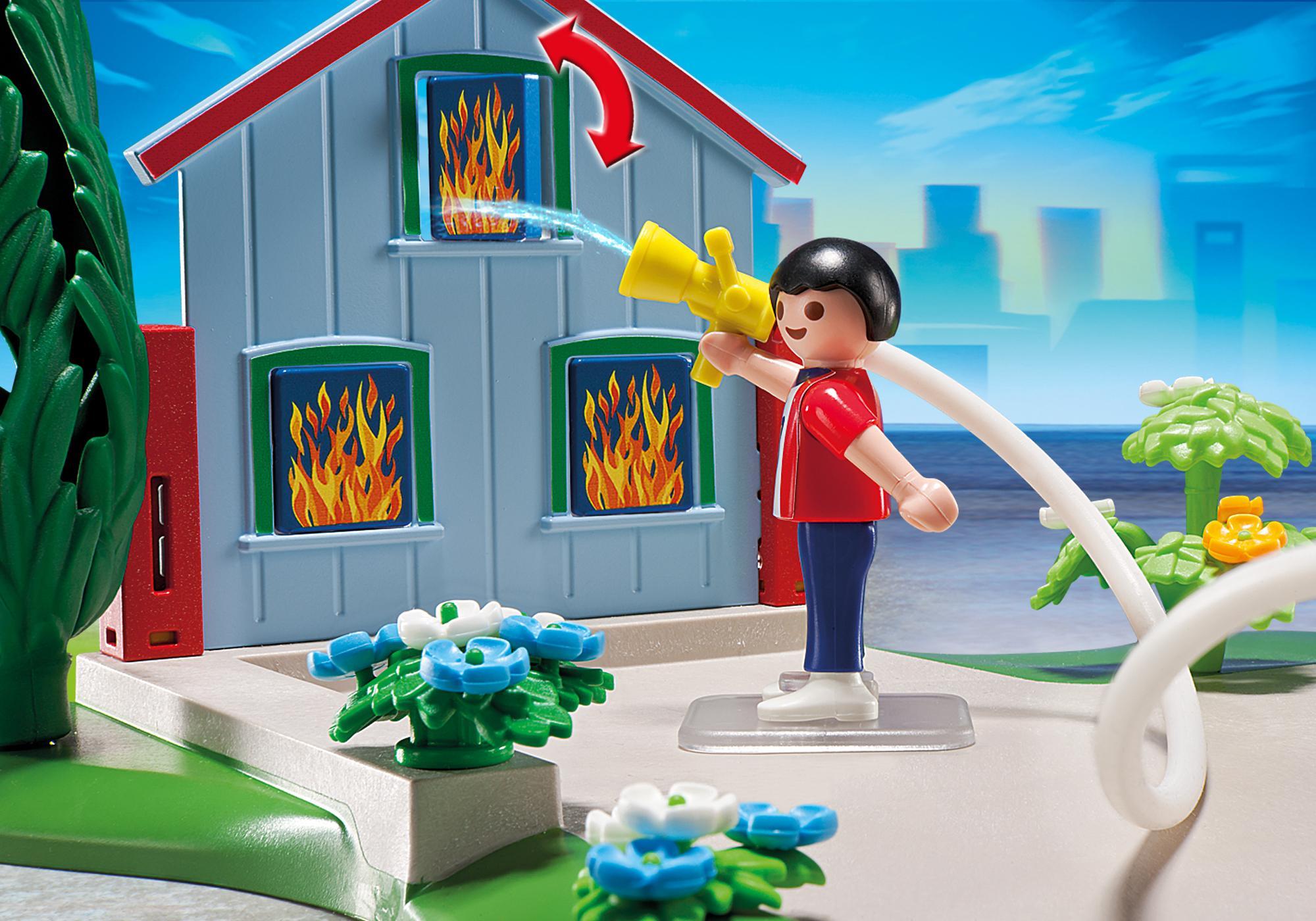 https://media.playmobil.com/i/playmobil/5169_product_extra3