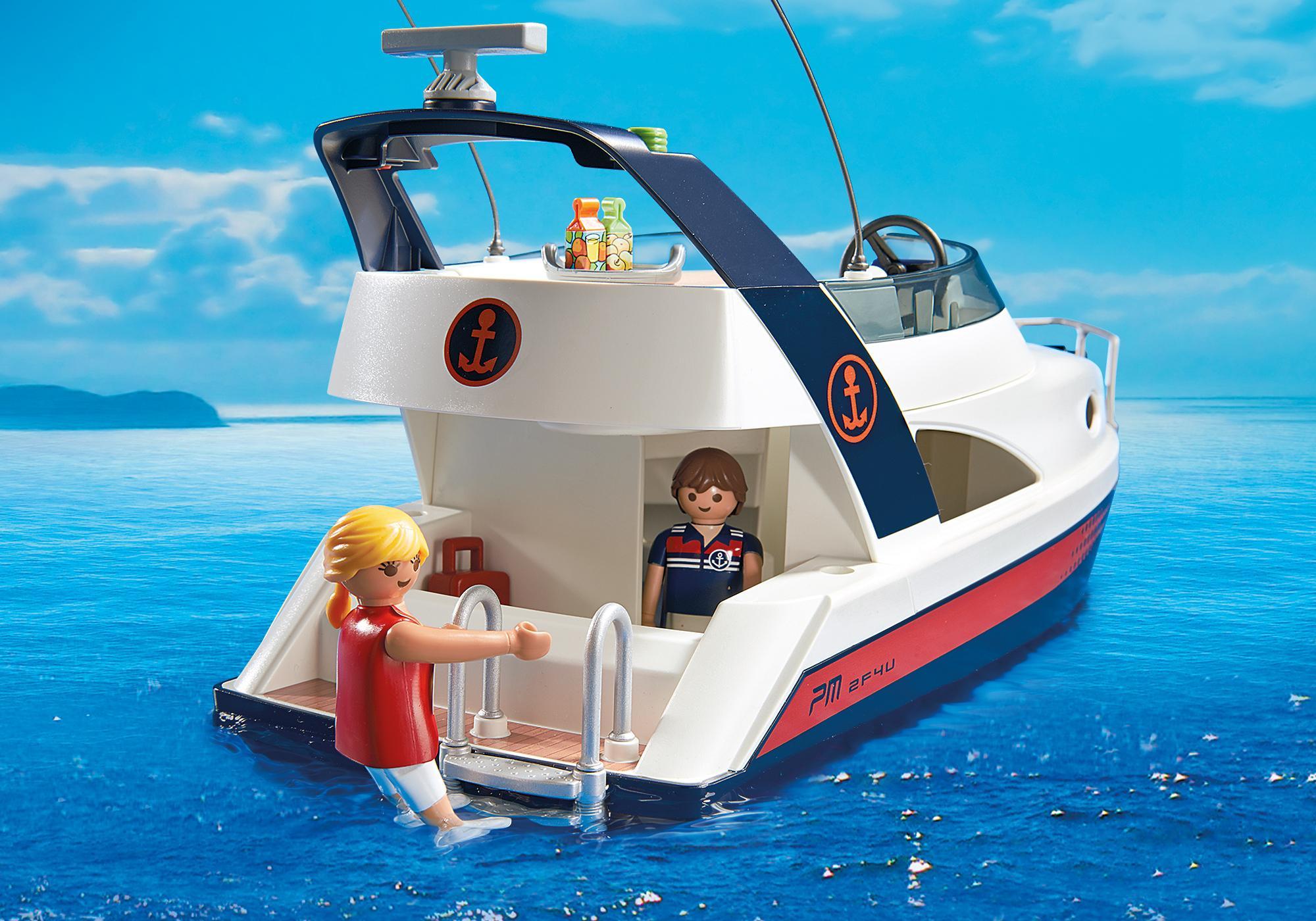 https://media.playmobil.com/i/playmobil/5205_product_extra2