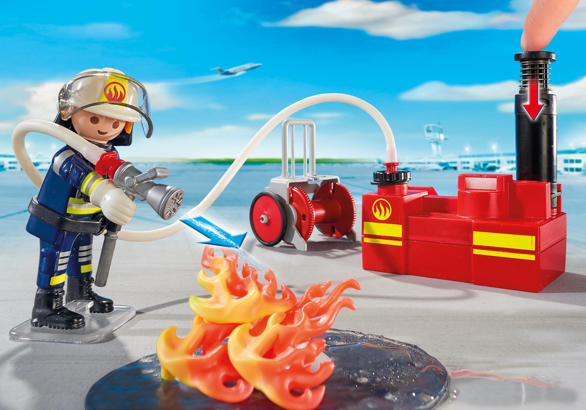 https://media.playmobil.com/i/playmobil/5397_product_extra1