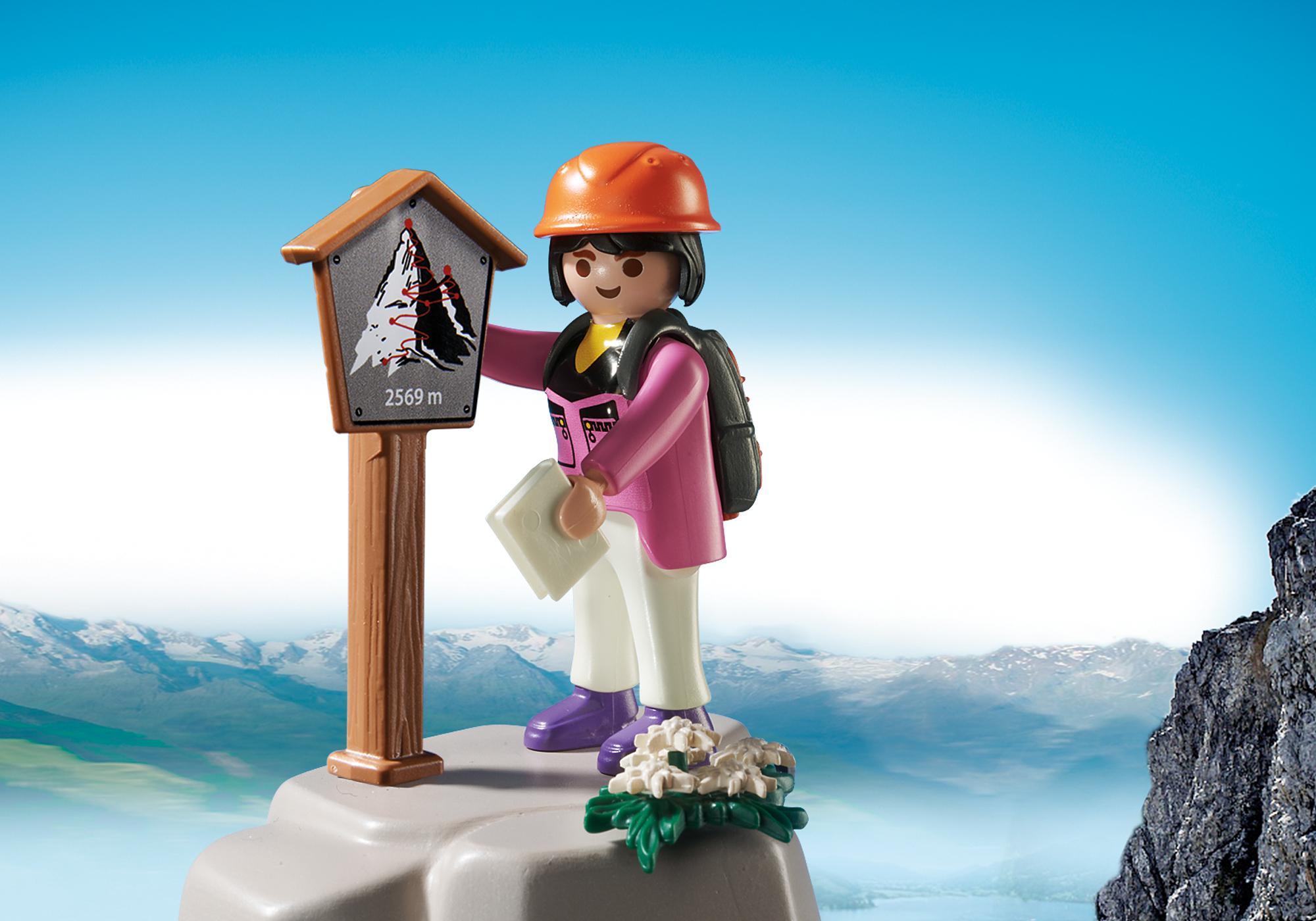 https://media.playmobil.com/i/playmobil/5423_product_extra1