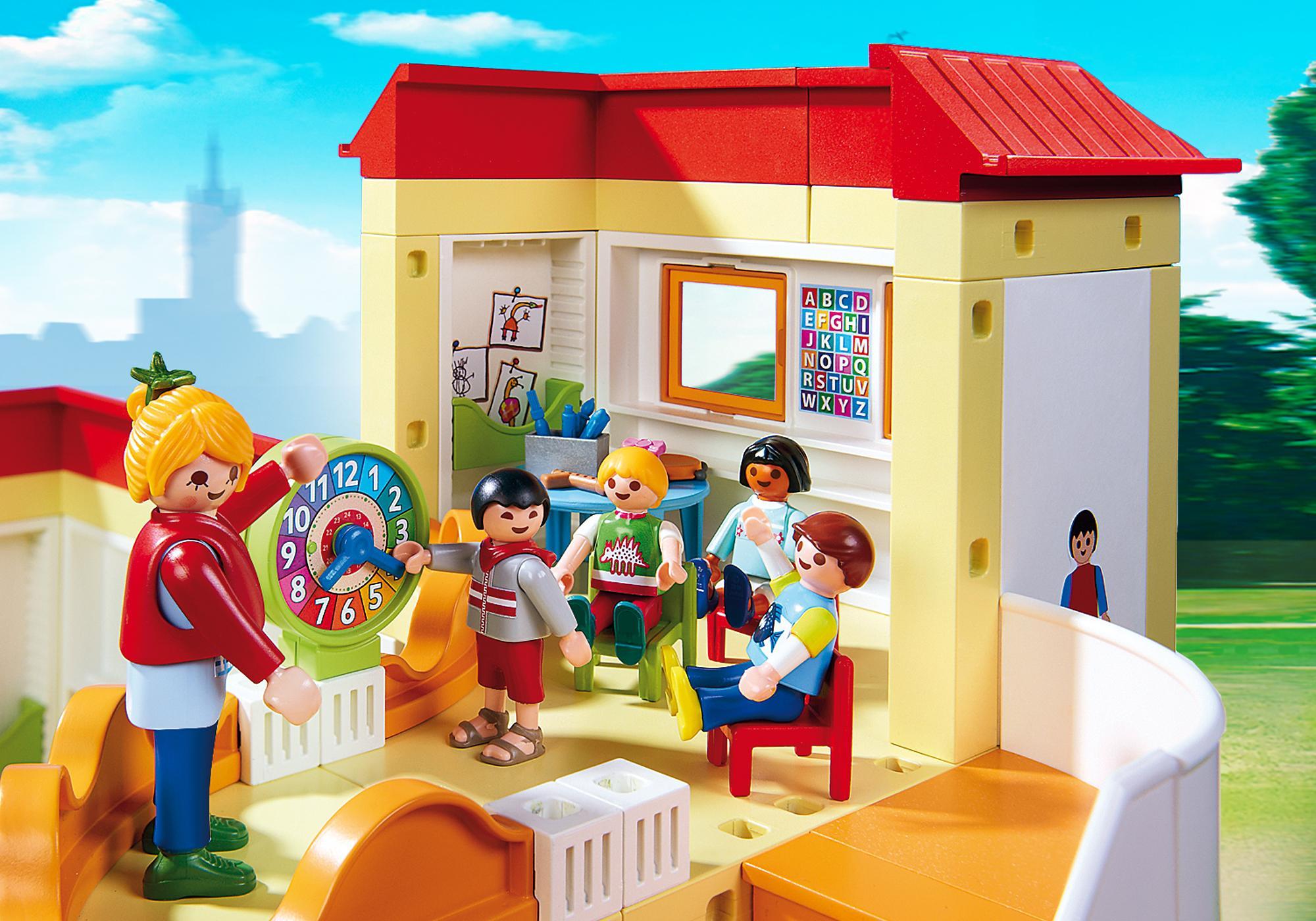 https://media.playmobil.com/i/playmobil/5567_product_extra1