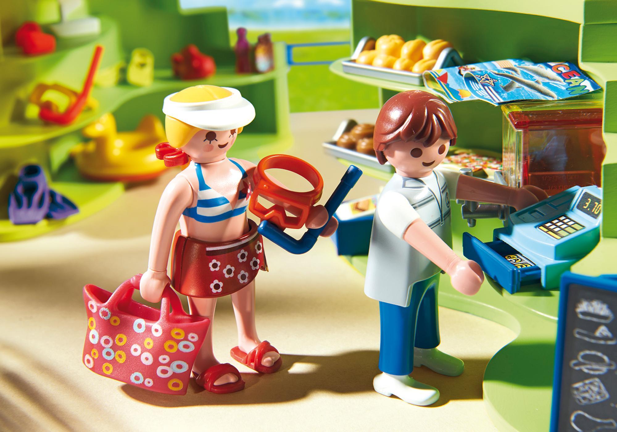 https://media.playmobil.com/i/playmobil/6672_product_extra1