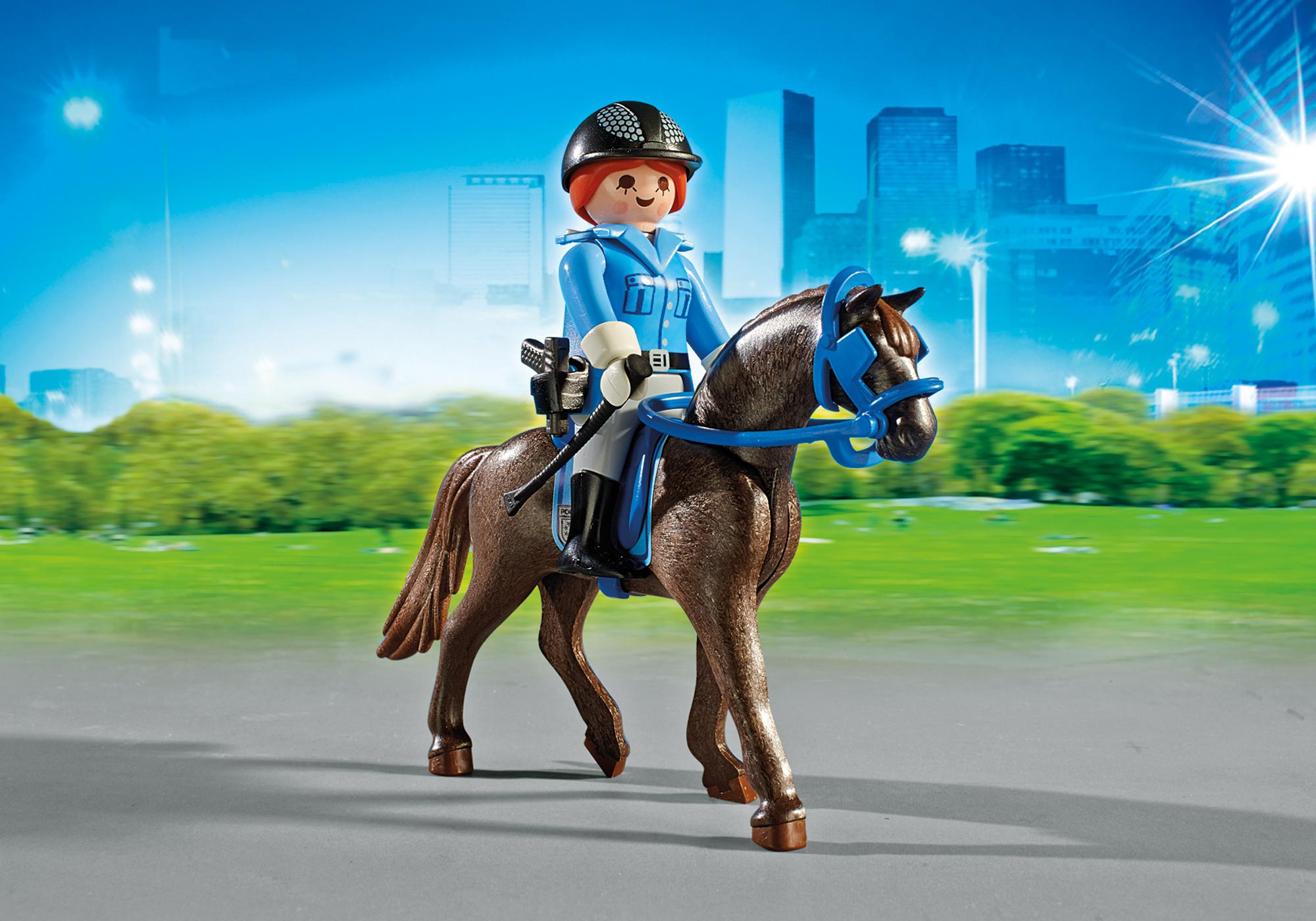https://media.playmobil.com/i/playmobil/6875_product_extra3
