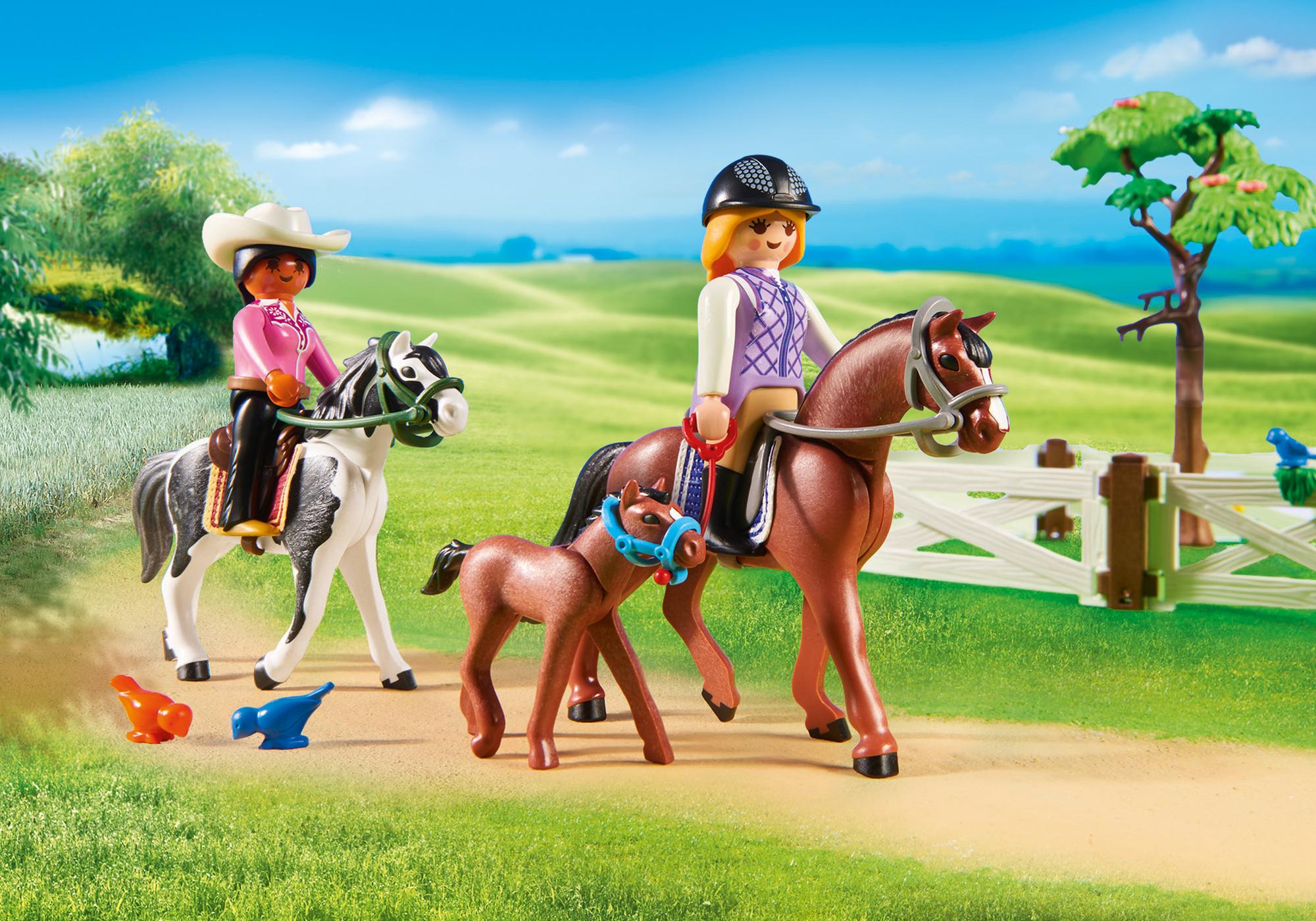 playmobil horse farm building set