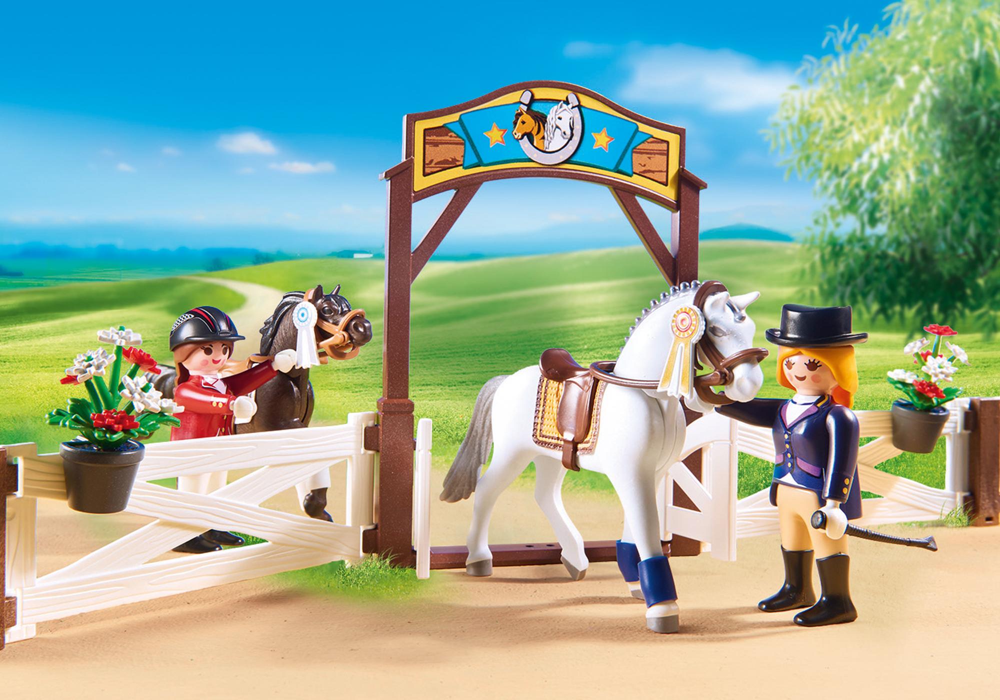 https://media.playmobil.com/i/playmobil/6930_product_extra2