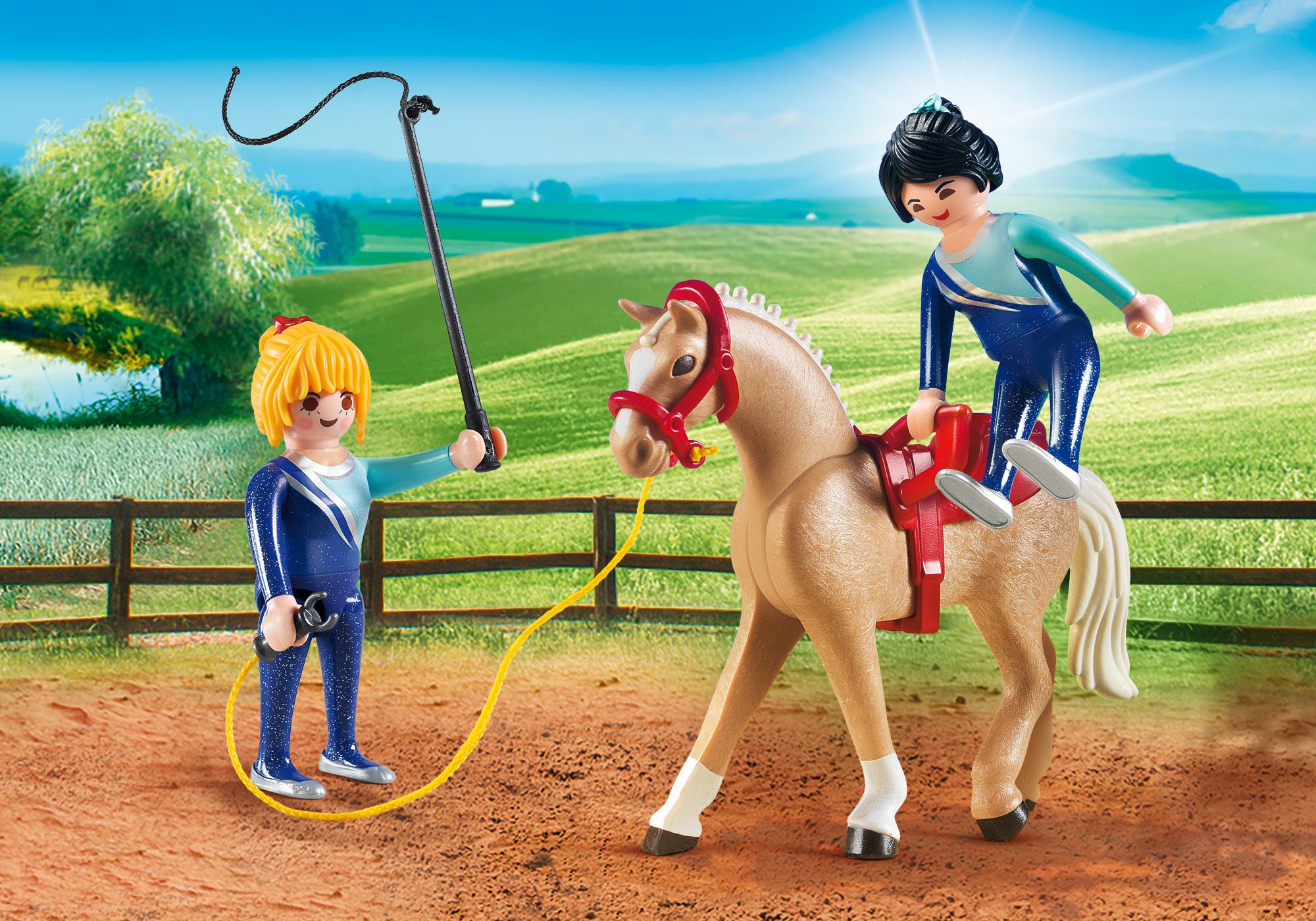6933 Treinadora de Cavalos