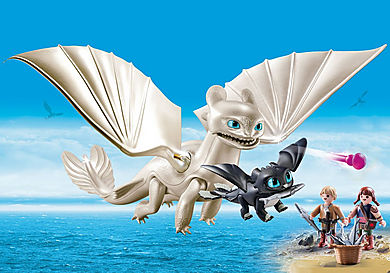 70038 Light Fury and Baby Dragon with Kids