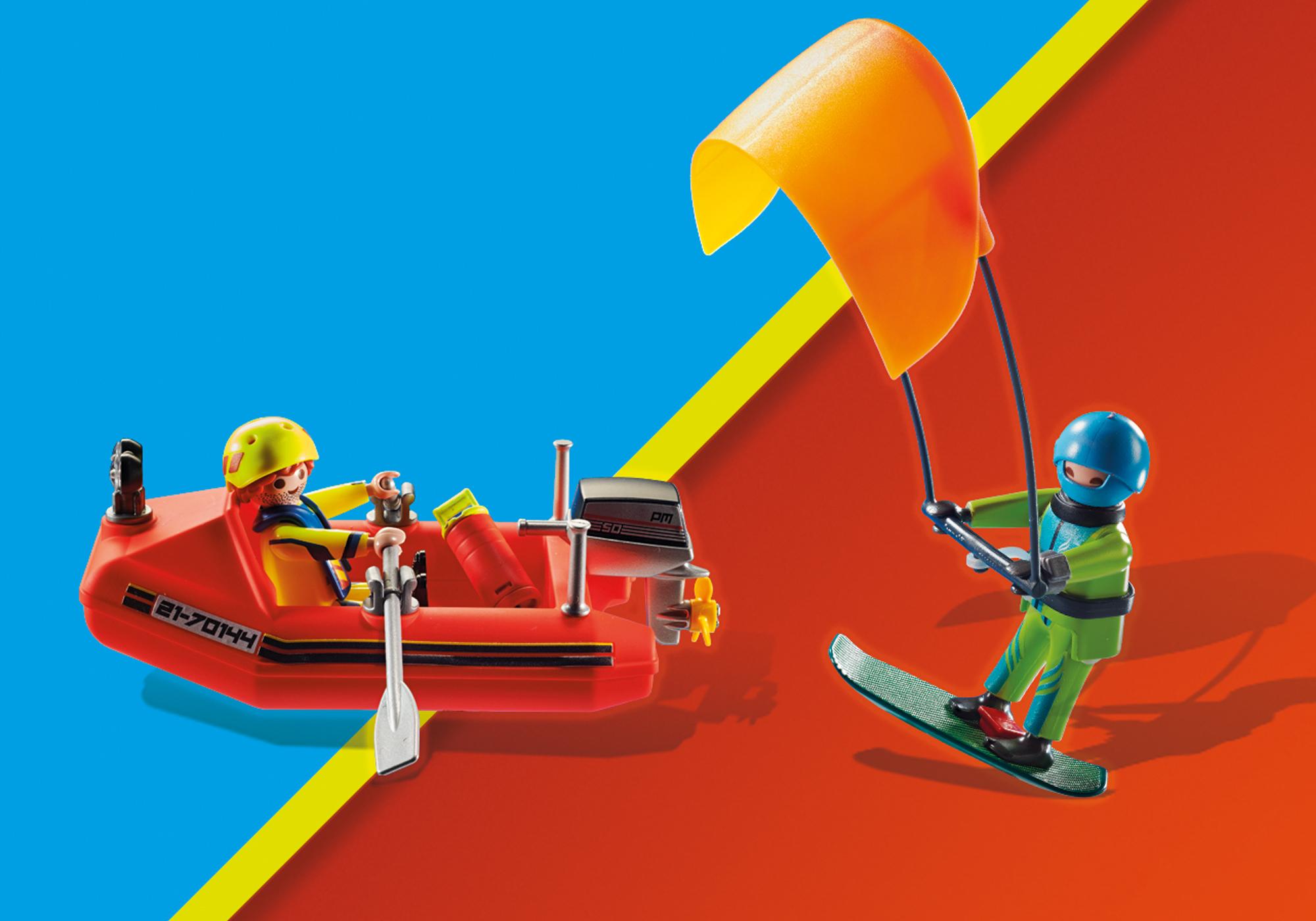https://media.playmobil.com/i/playmobil/70144_product_extra3