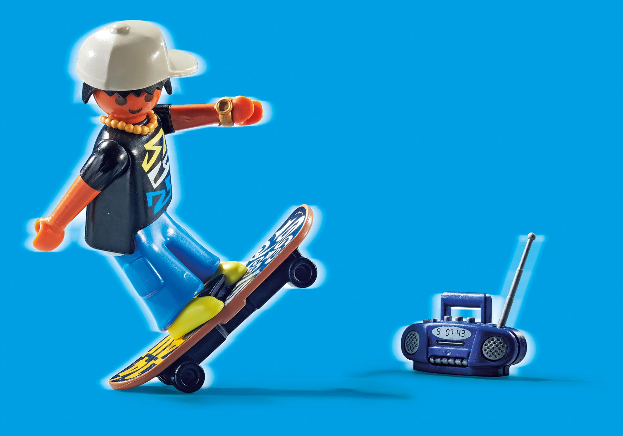 https://media.playmobil.com/i/playmobil/70168_product_extra3