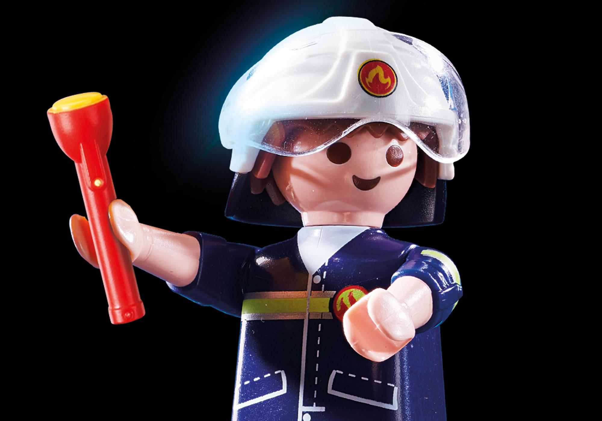 https://media.playmobil.com/i/playmobil/70277_product_extra2