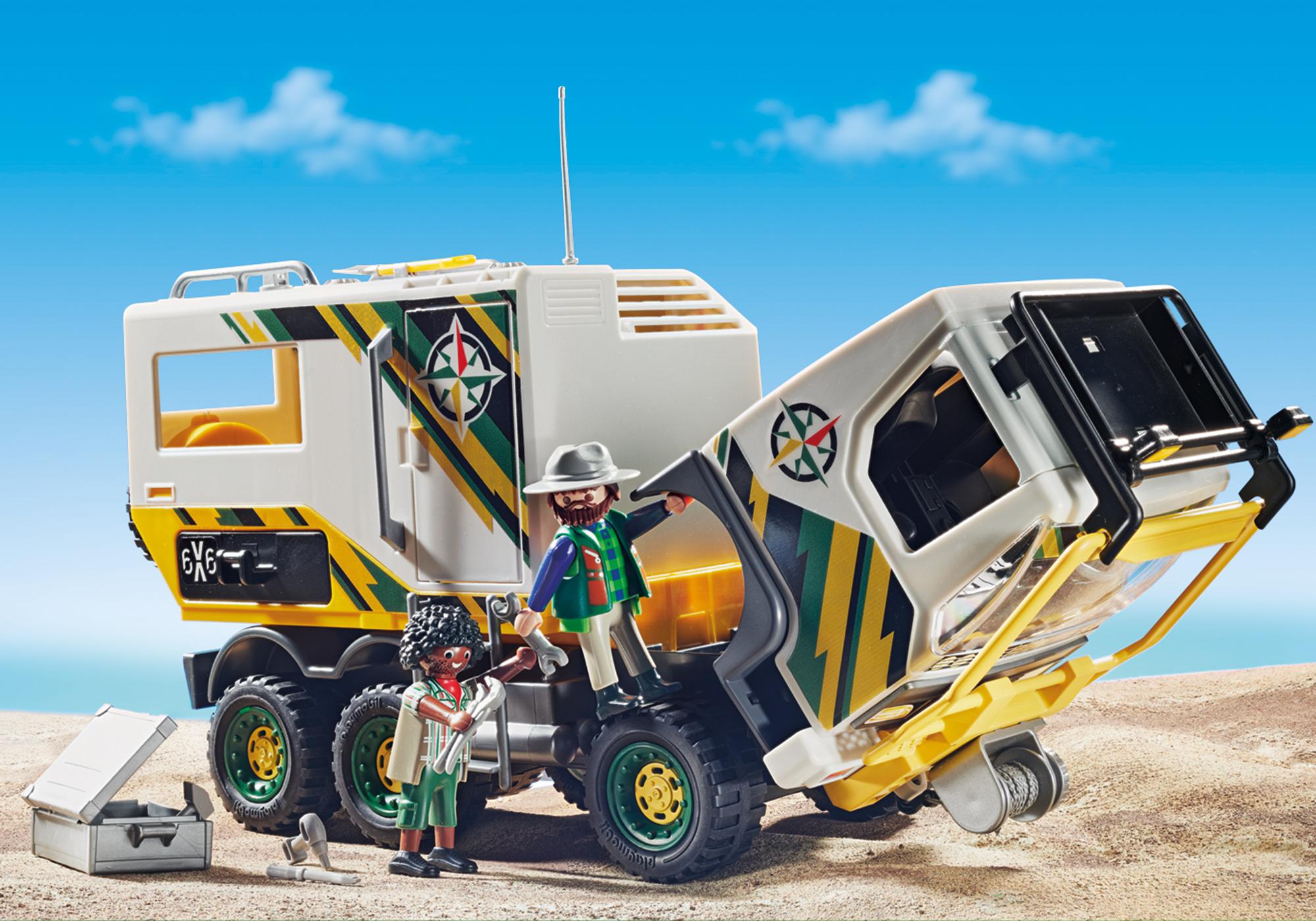 playmobil wildlife truck