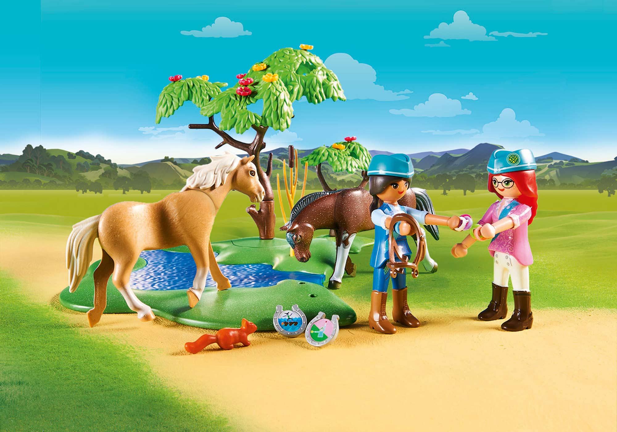 https://media.playmobil.com/i/playmobil/70330_product_extra2