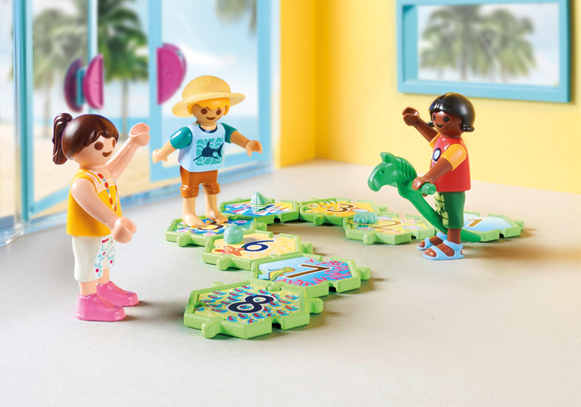 https://media.playmobil.com/i/playmobil/70440_product_extra1