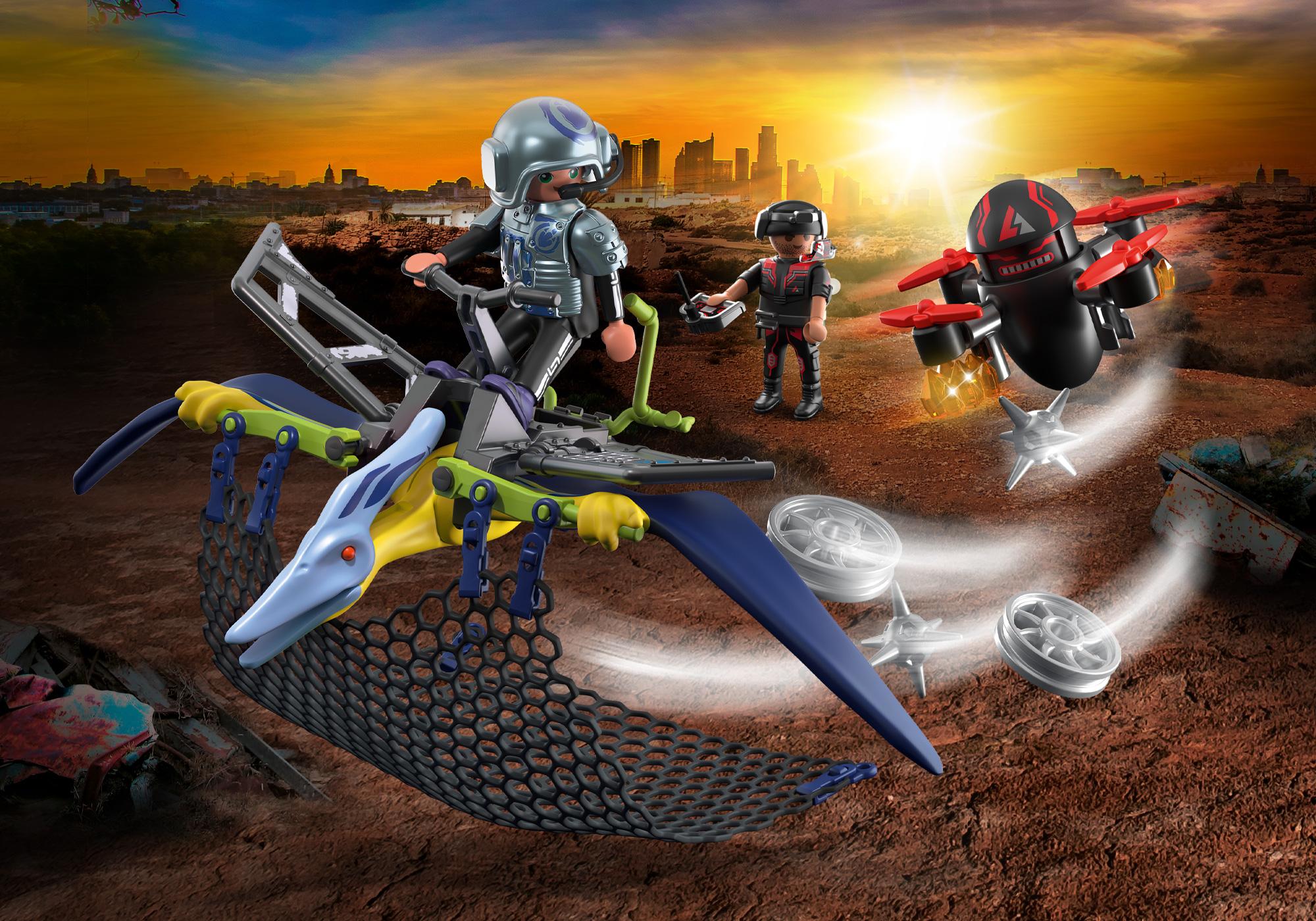 70628 Pt&eacute;ranodon et drone 