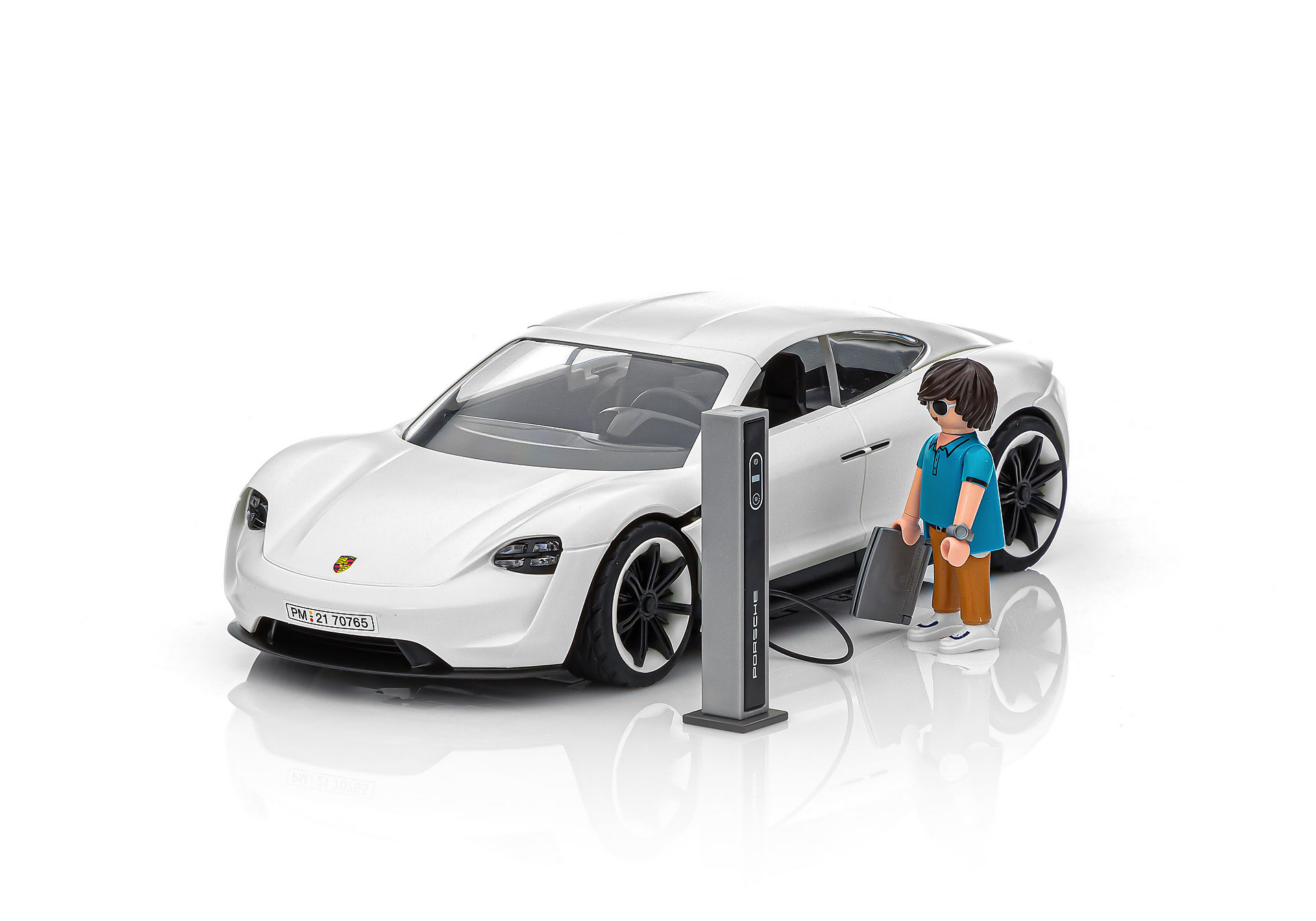 Porsche Mission E Porsche Mission E