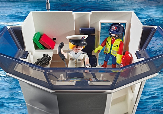 Playmobil take online along ship