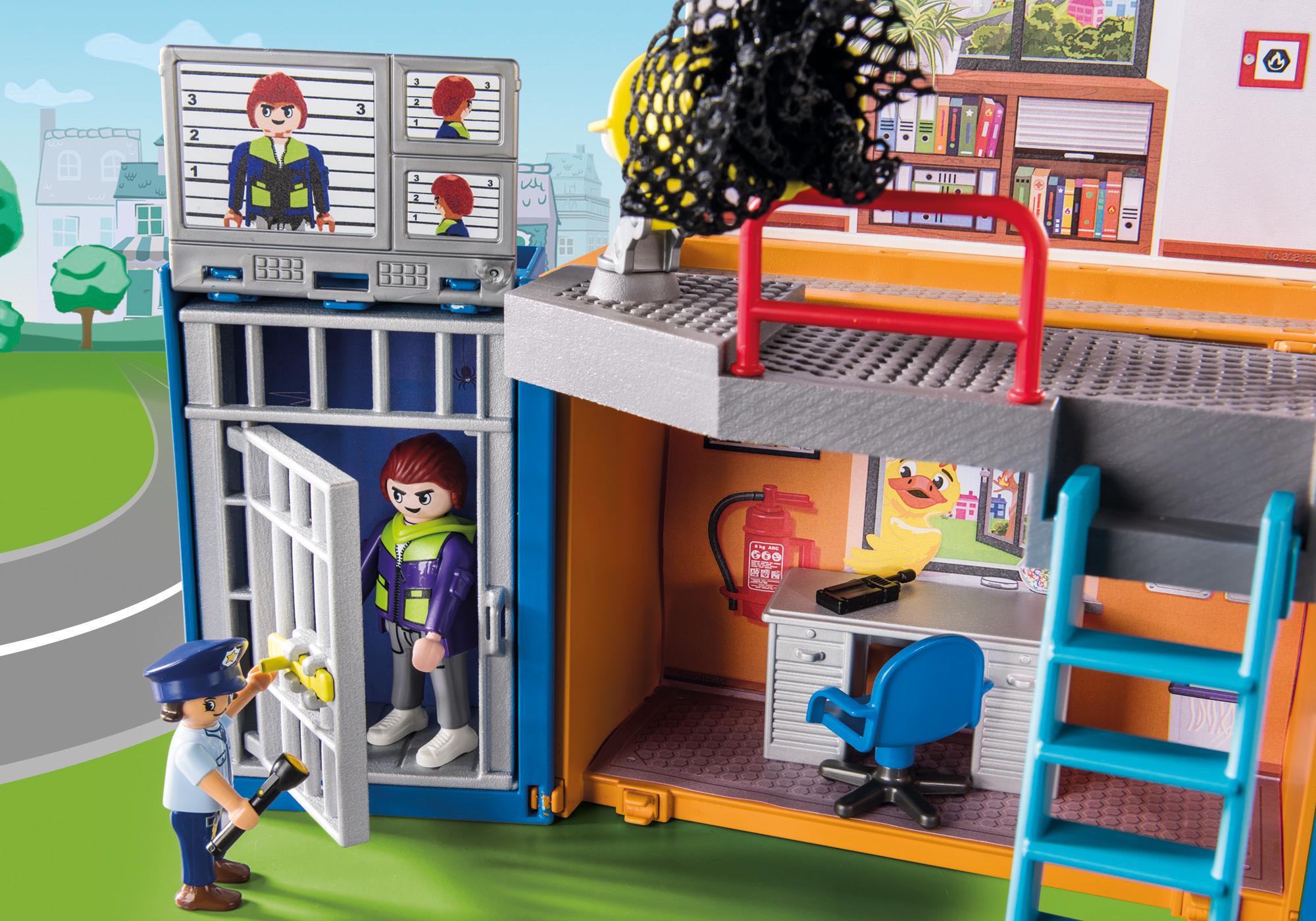 https://media.playmobil.com/i/playmobil/70830_product_extra1