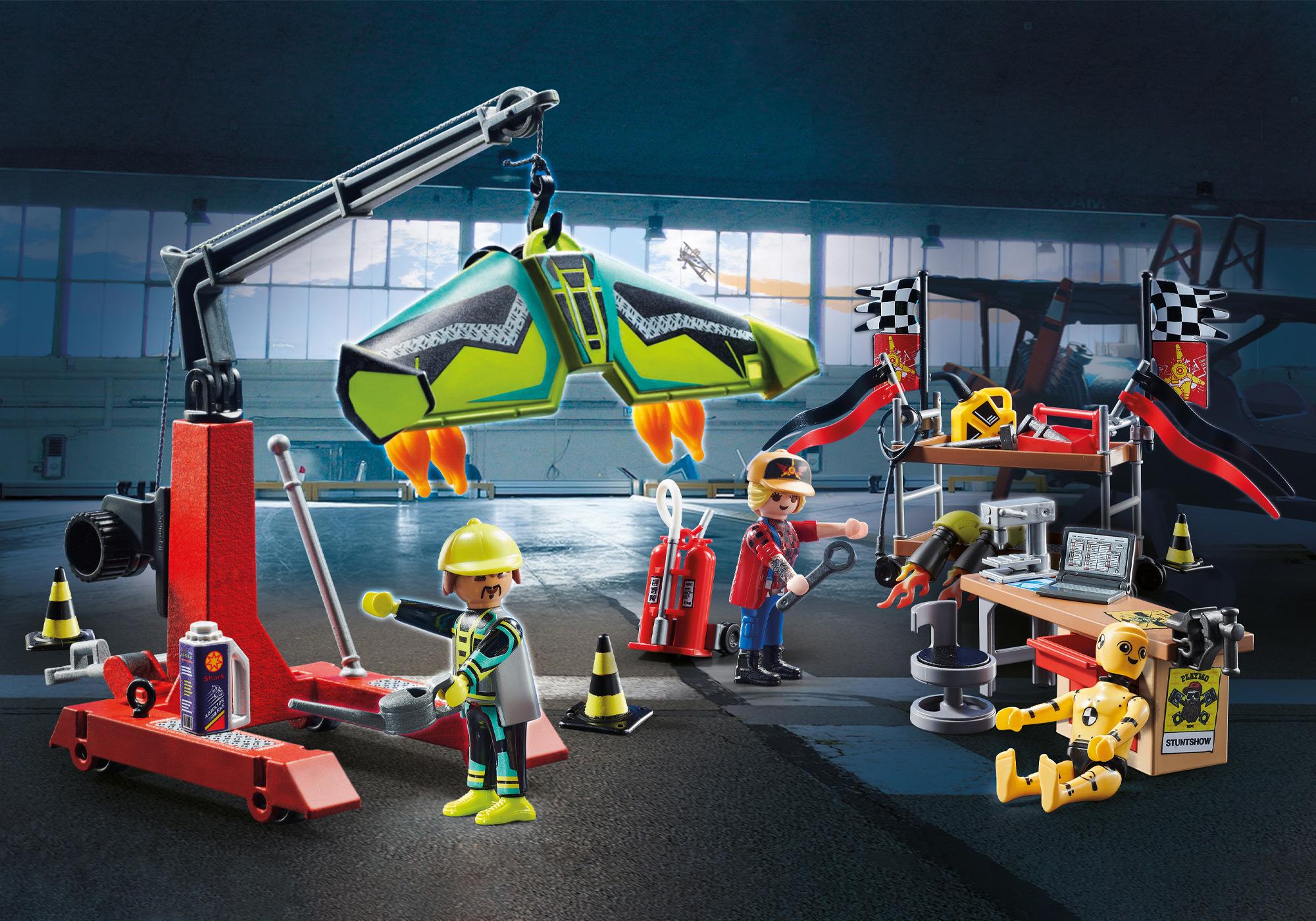 Jumbo Advent Calendar - Stunt Show - 70544 | PLAYMOBIL®