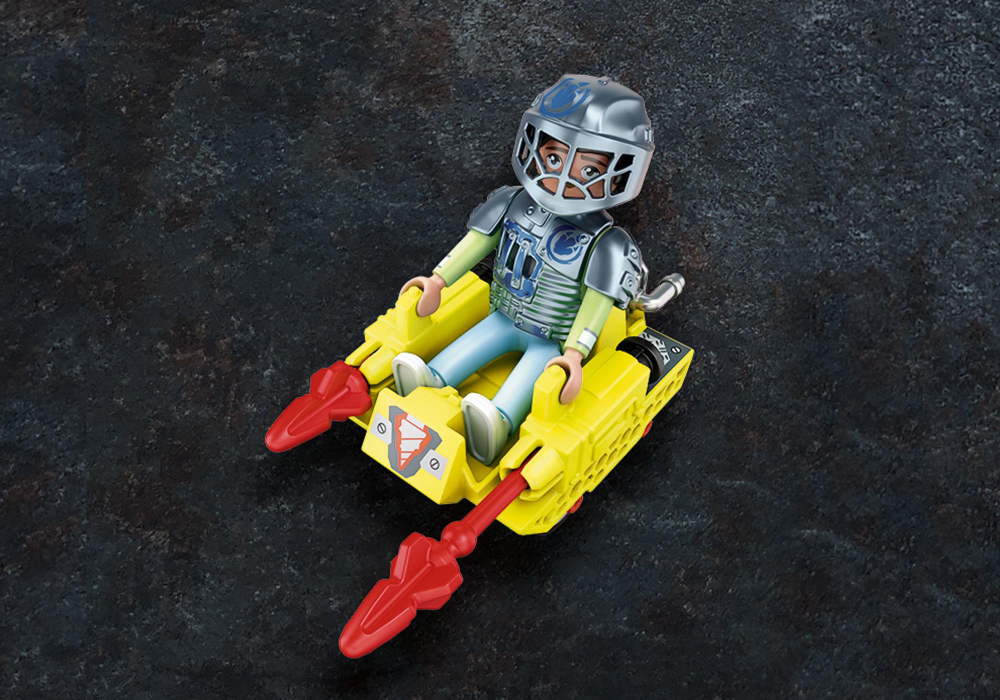 https://media.playmobil.com/i/playmobil/70930_product_extra1