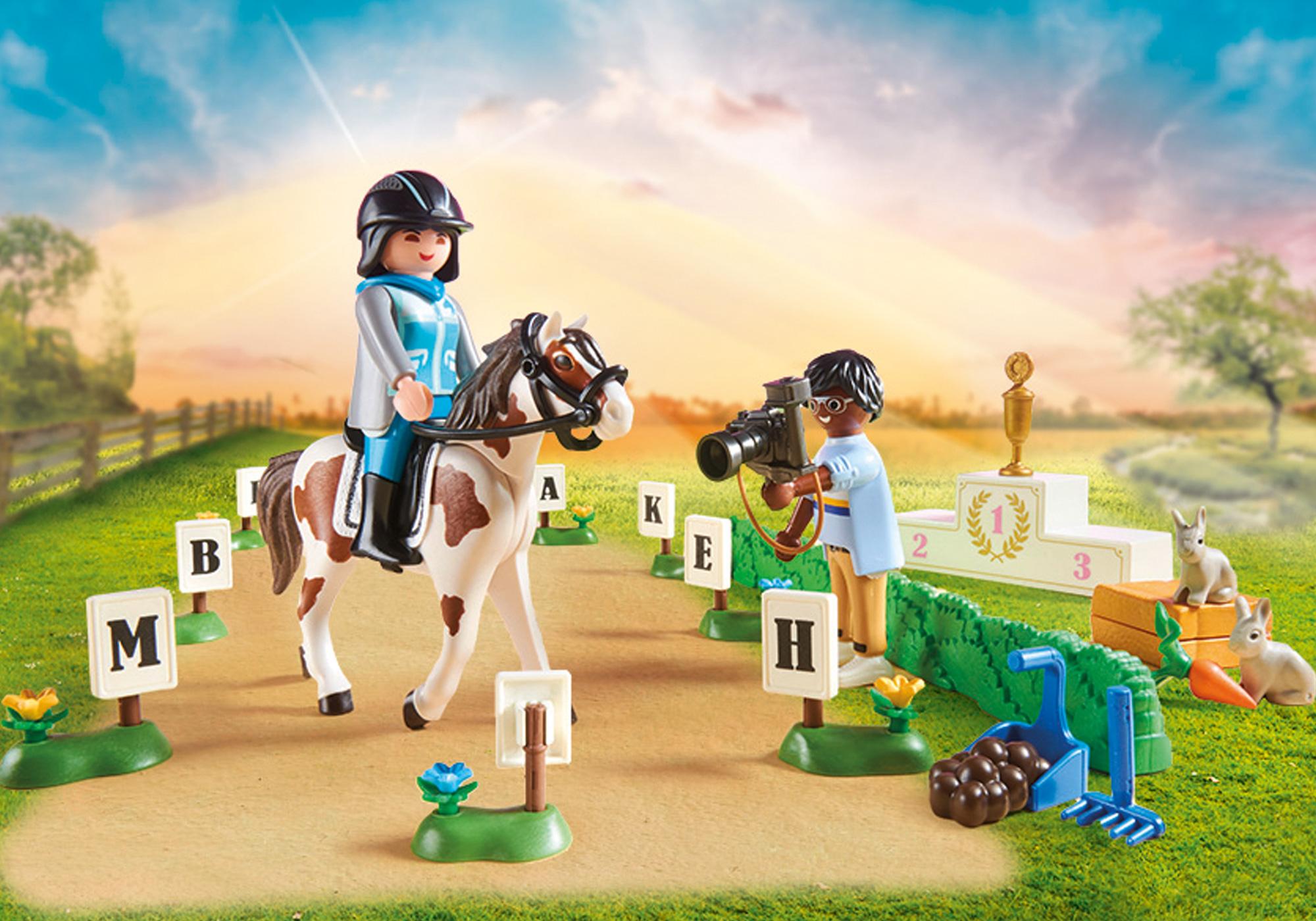 https://media.playmobil.com/i/playmobil/70996_product_extra1