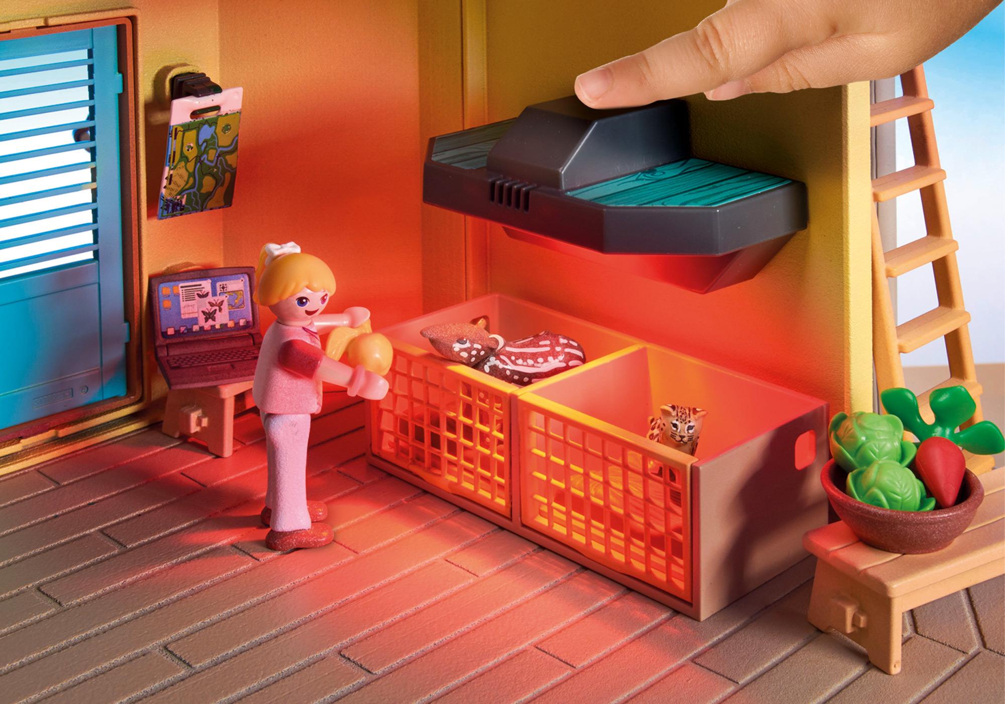 Wiltopia - Animal Care Station - 71007 | PLAYMOBIL®