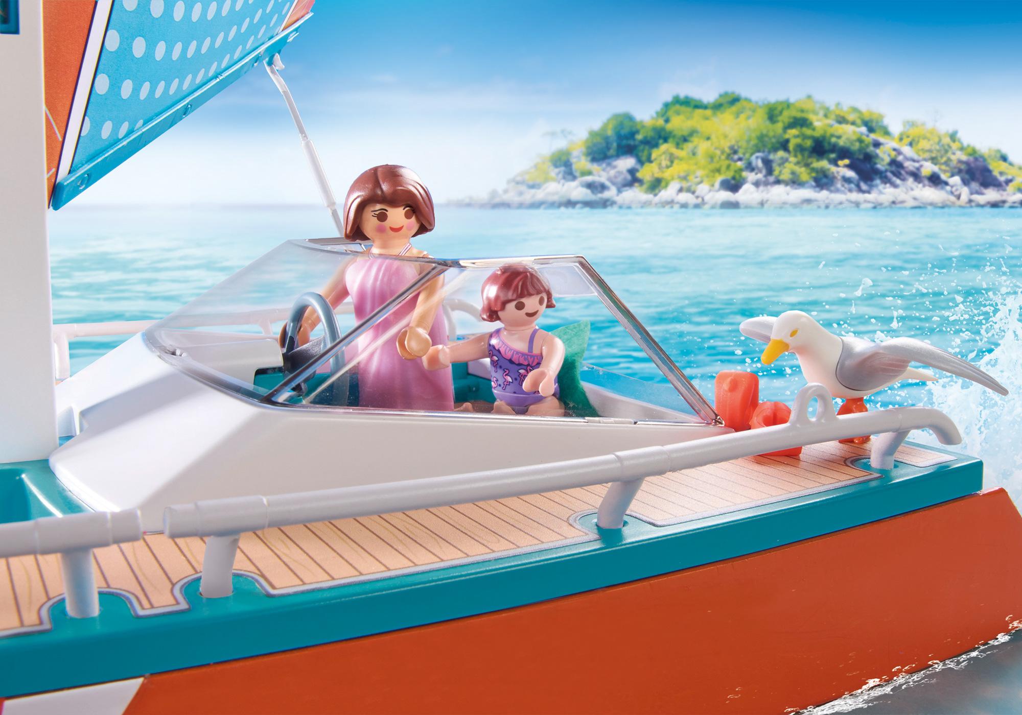 https://media.playmobil.com/i/playmobil/71043_product_extra1