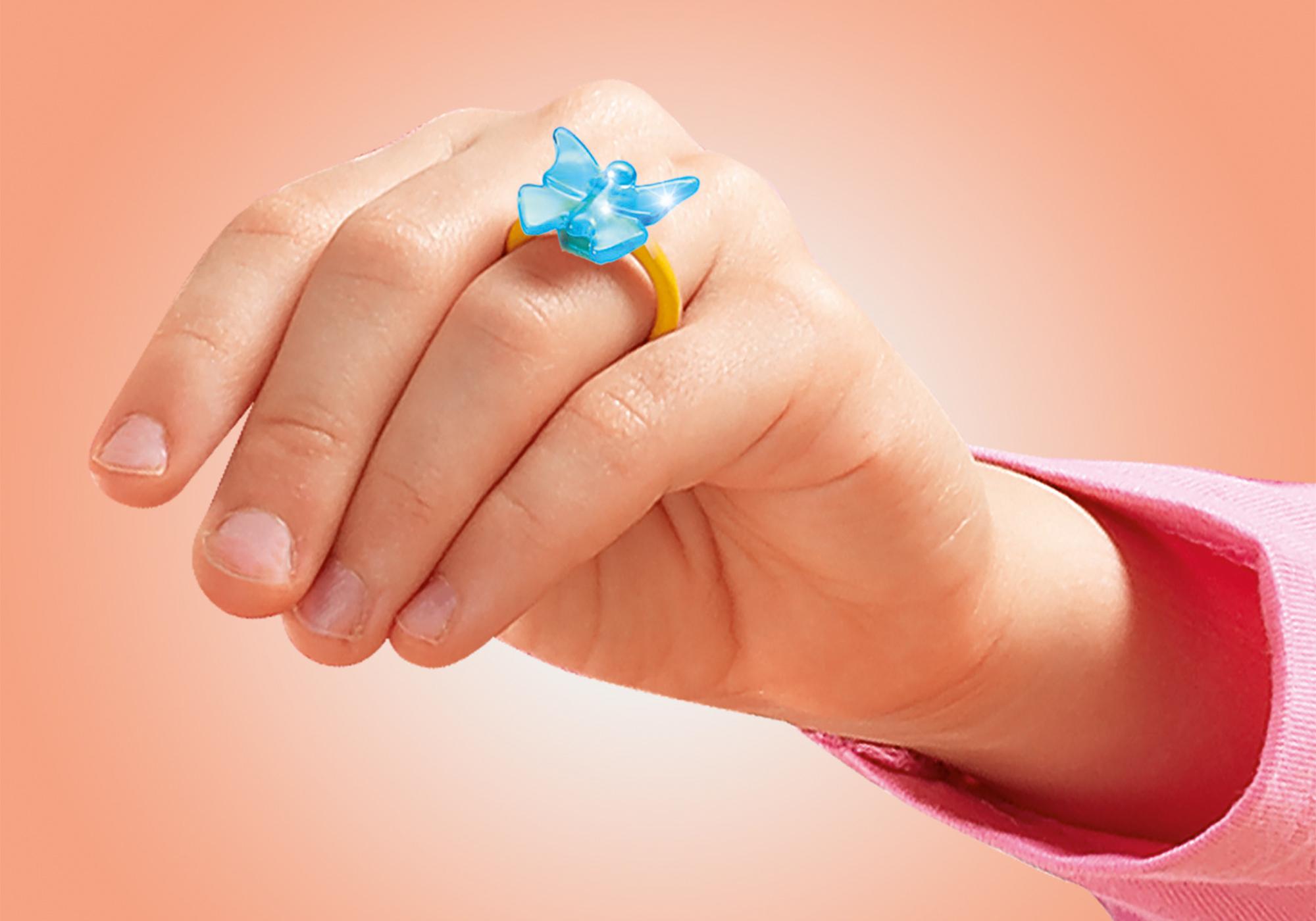 https://media.playmobil.com/i/playmobil/71359_product_extra2