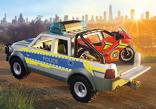 Verfolgungsjagd mit Polizei Pick-Up Verfolgungsjagd mit Polizei Pick-Up