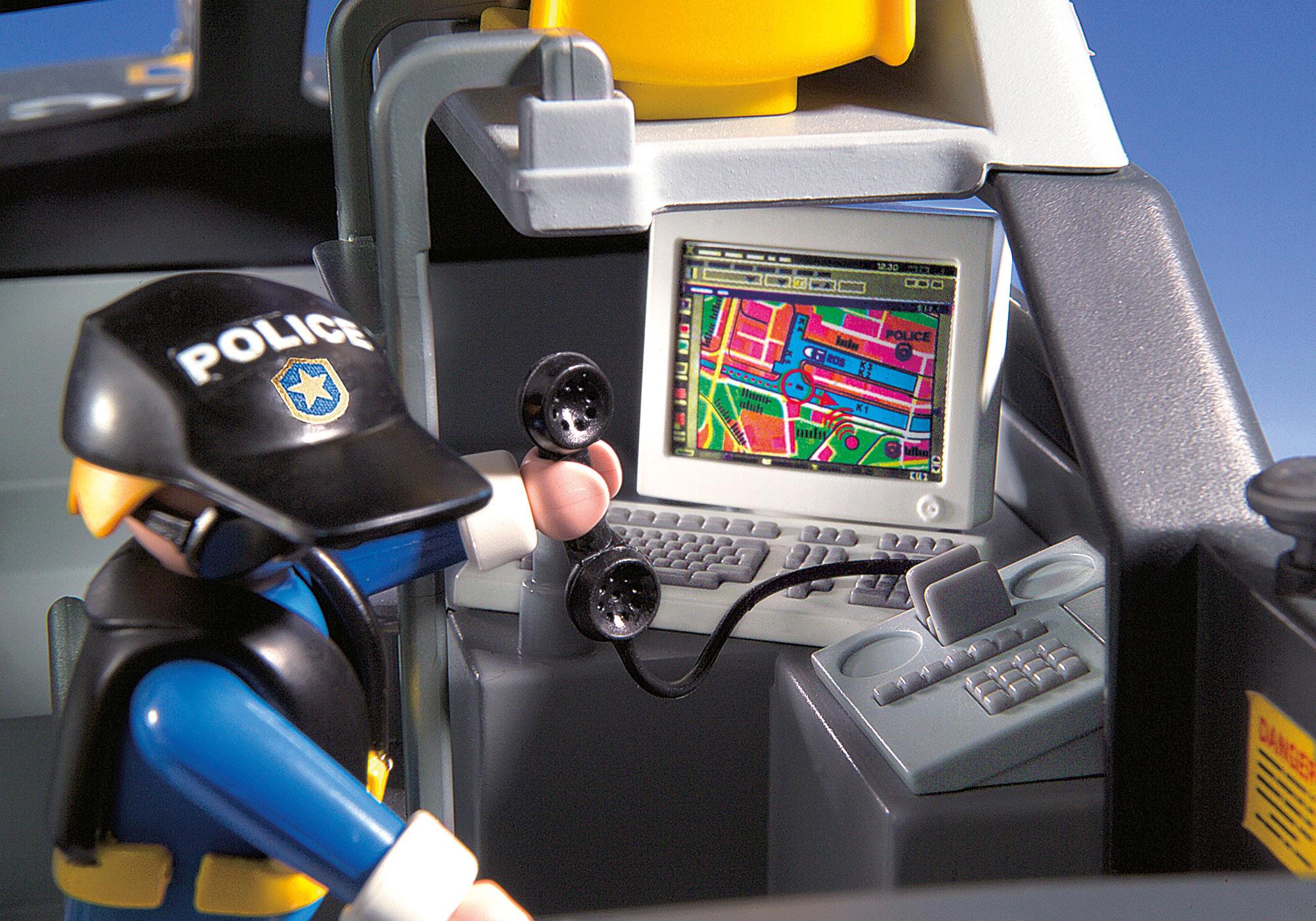 https://media.playmobil.com/i/playmobil/9043_product_extra3