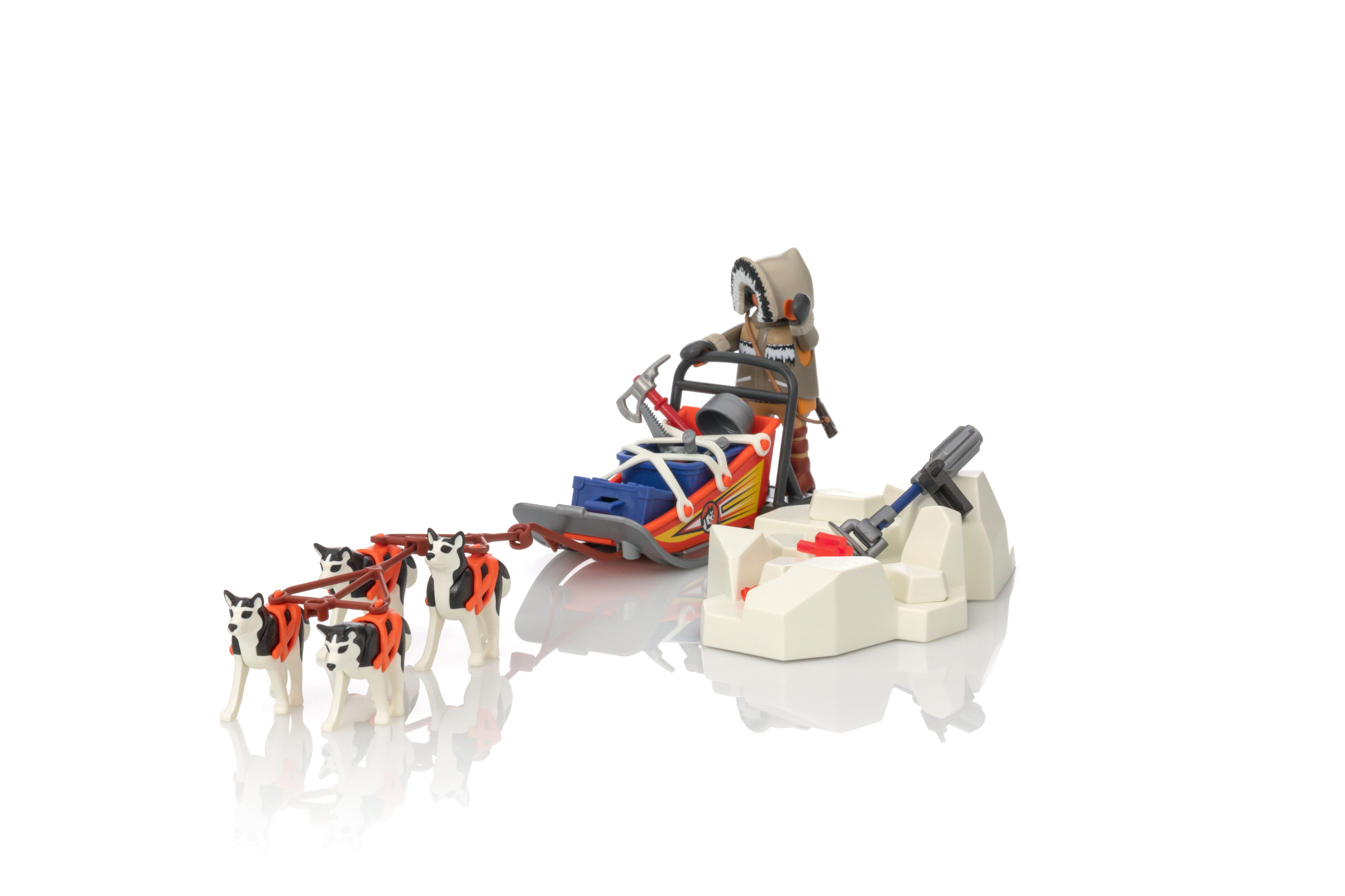 playmobil husky sled
