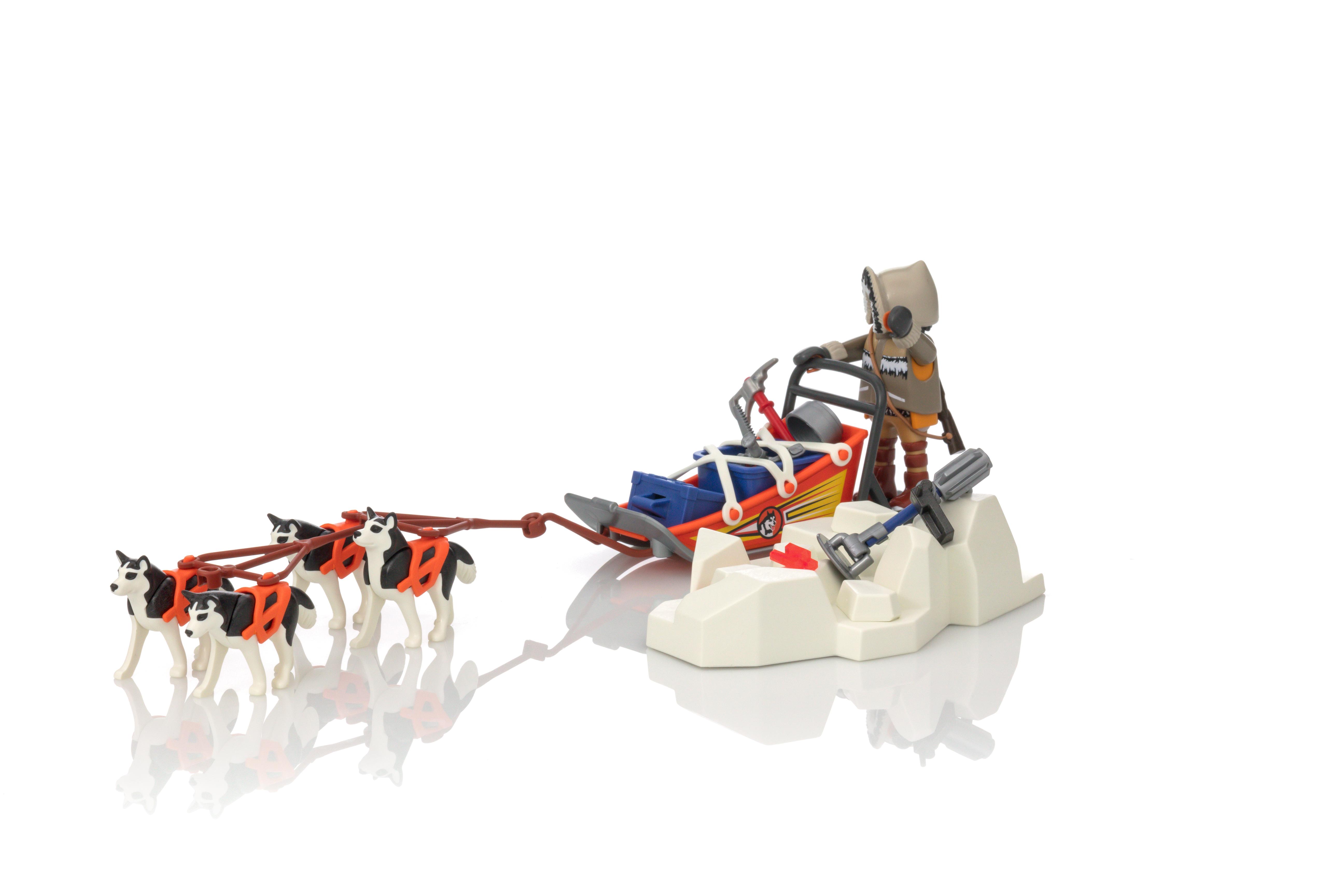 playmobil husky sled