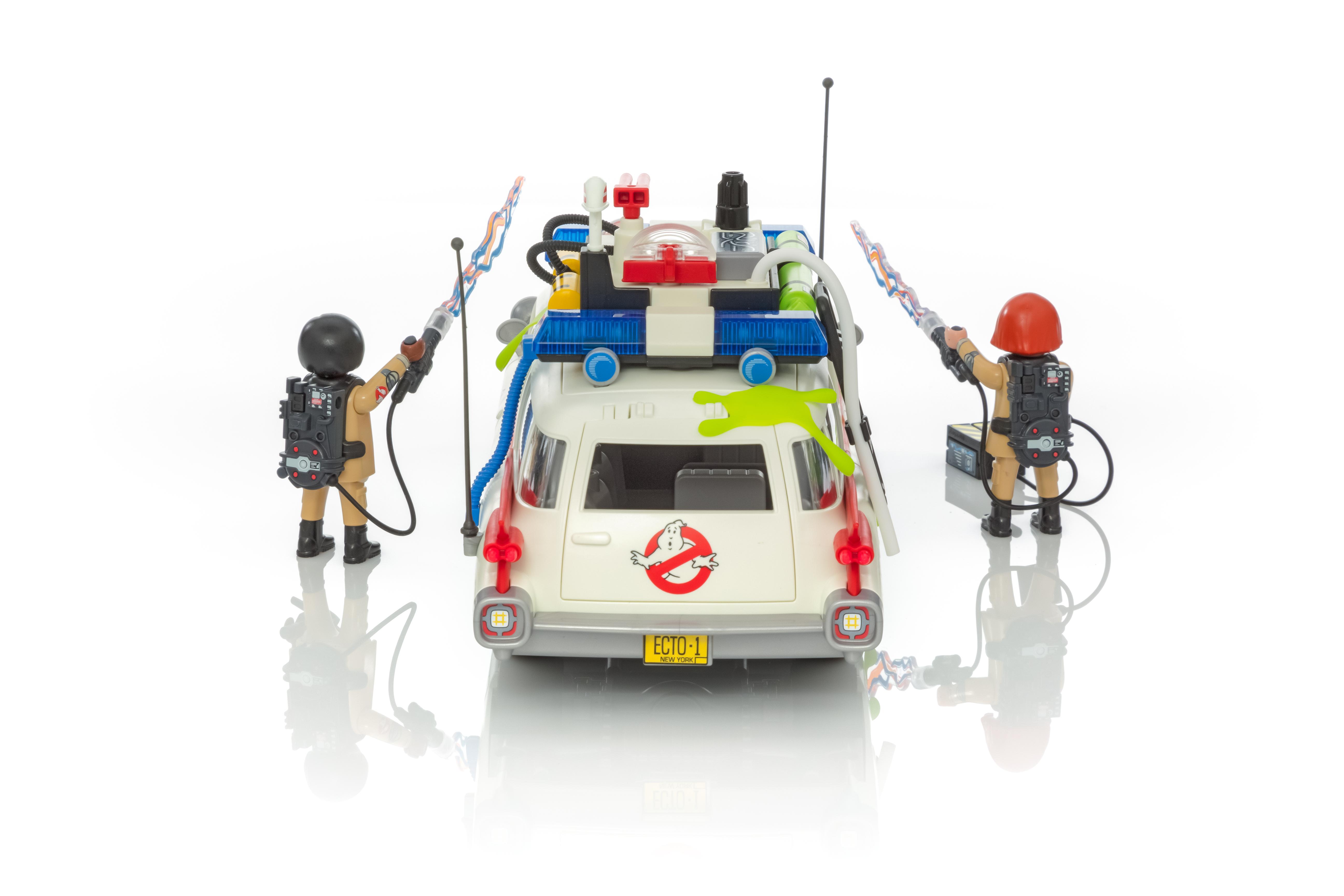 playmobil 9220 ghostbusters ecto 1 with lights and sound