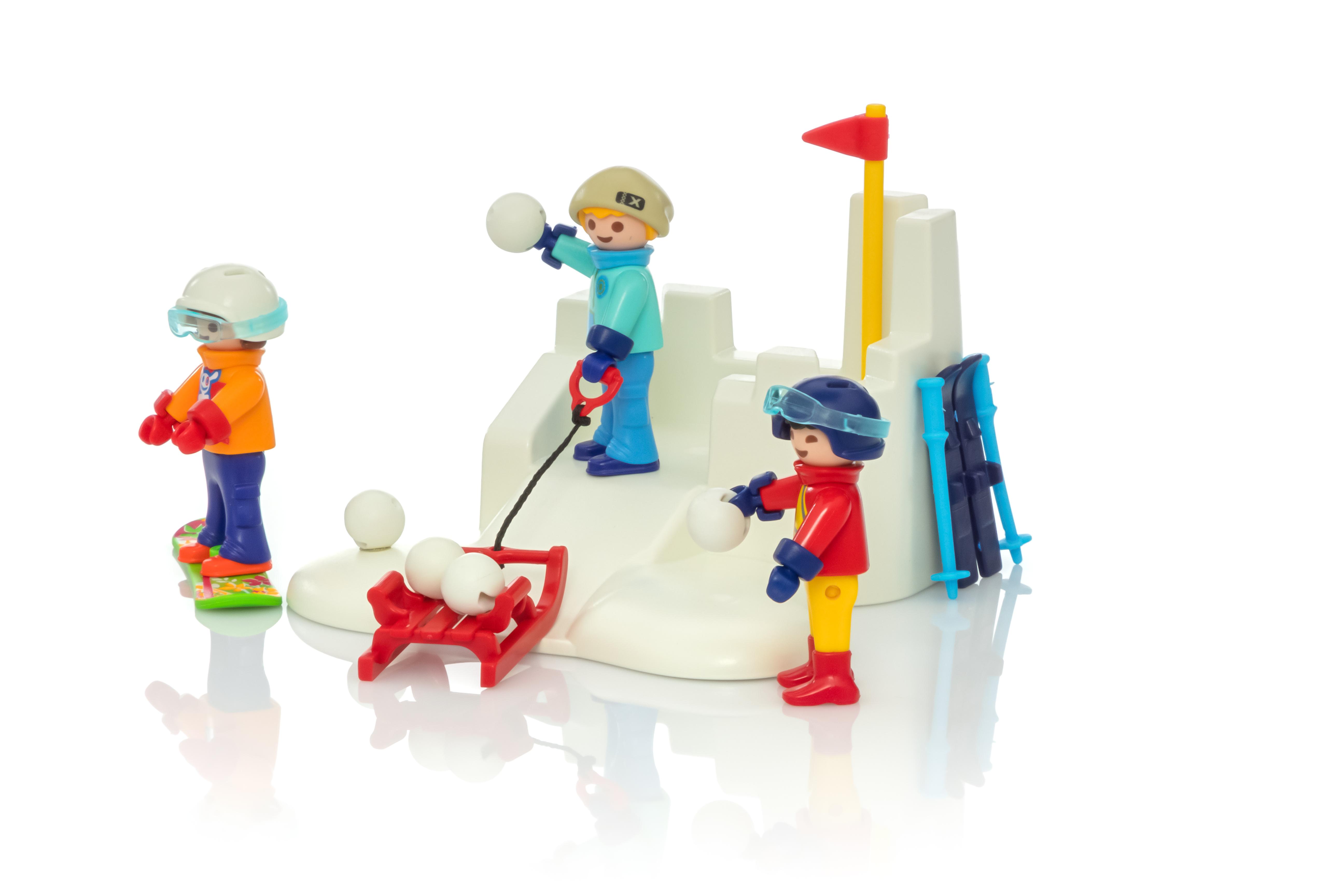 playmobil snowball fight