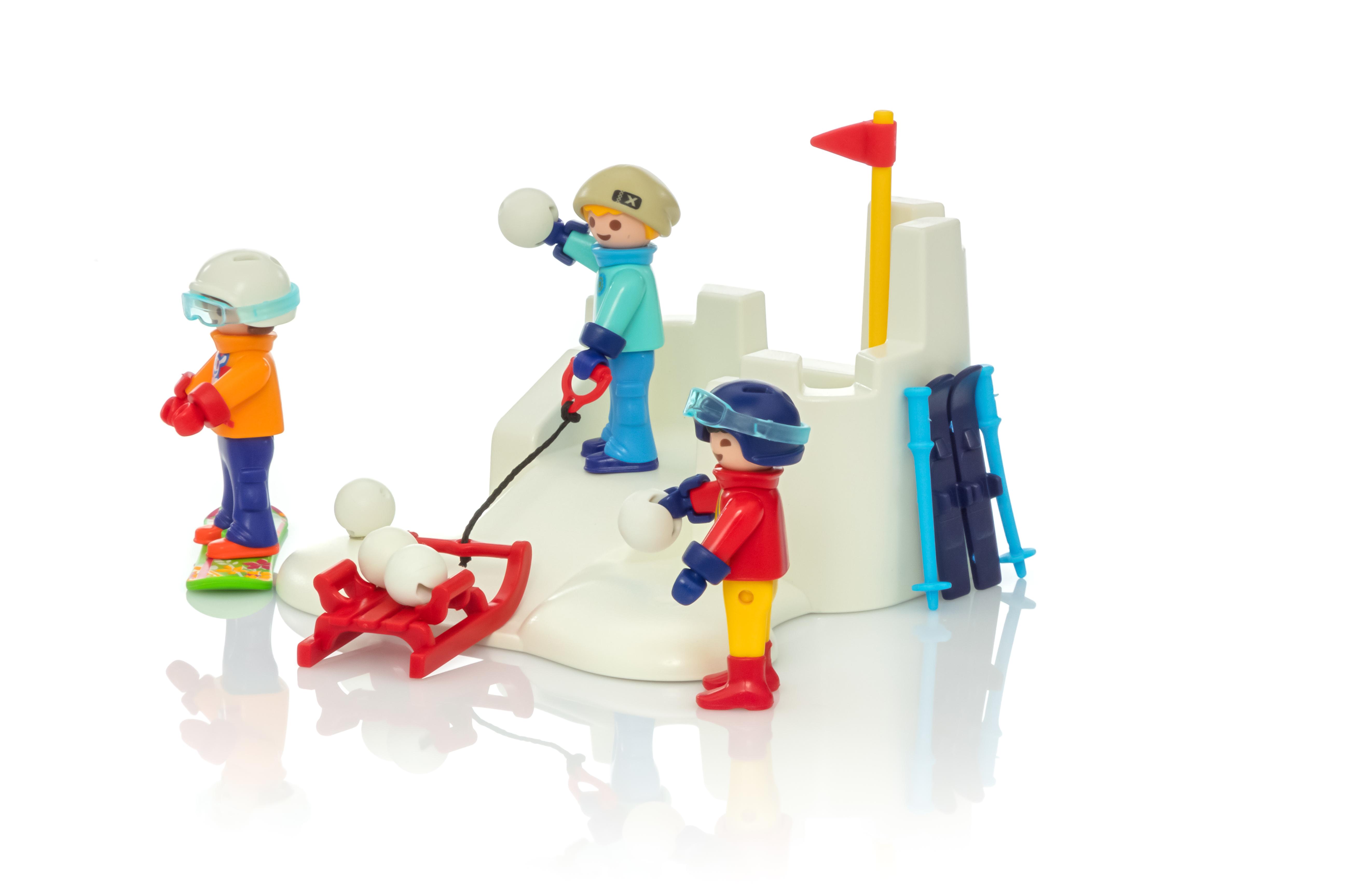 playmobil snowball fight