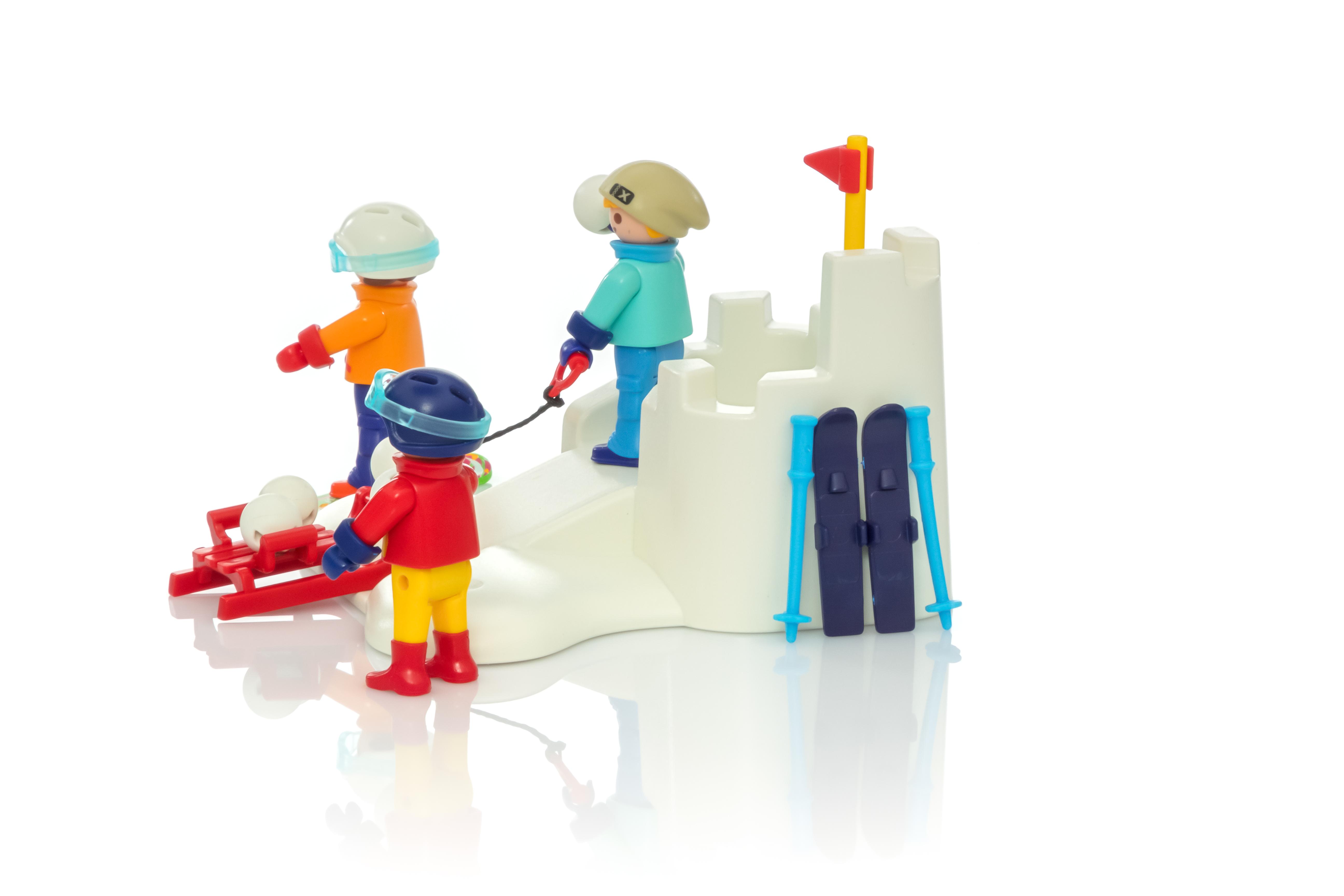 playmobil snowball fight