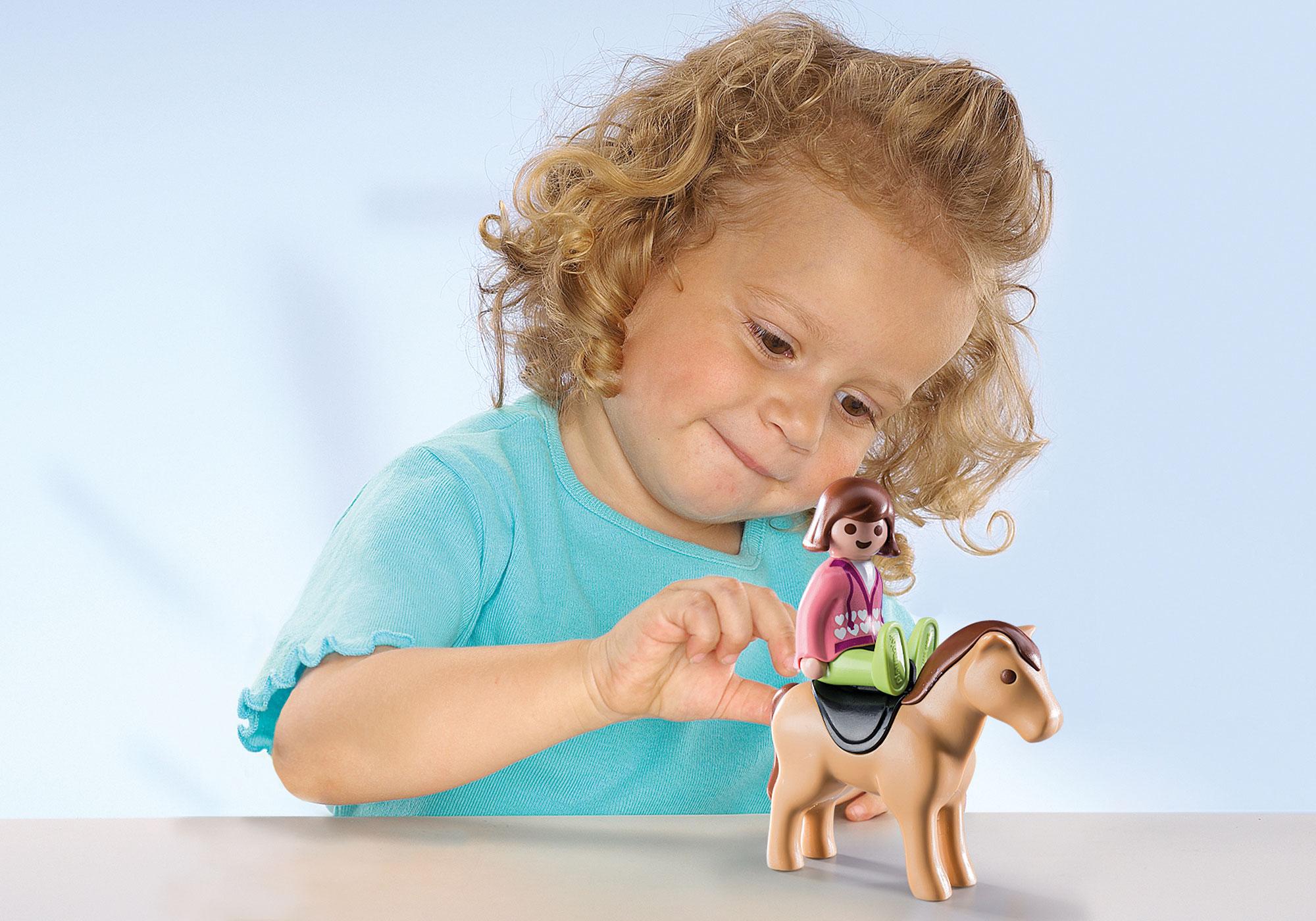 https://media.playmobil.com/i/playmobil/9390_product_extra1