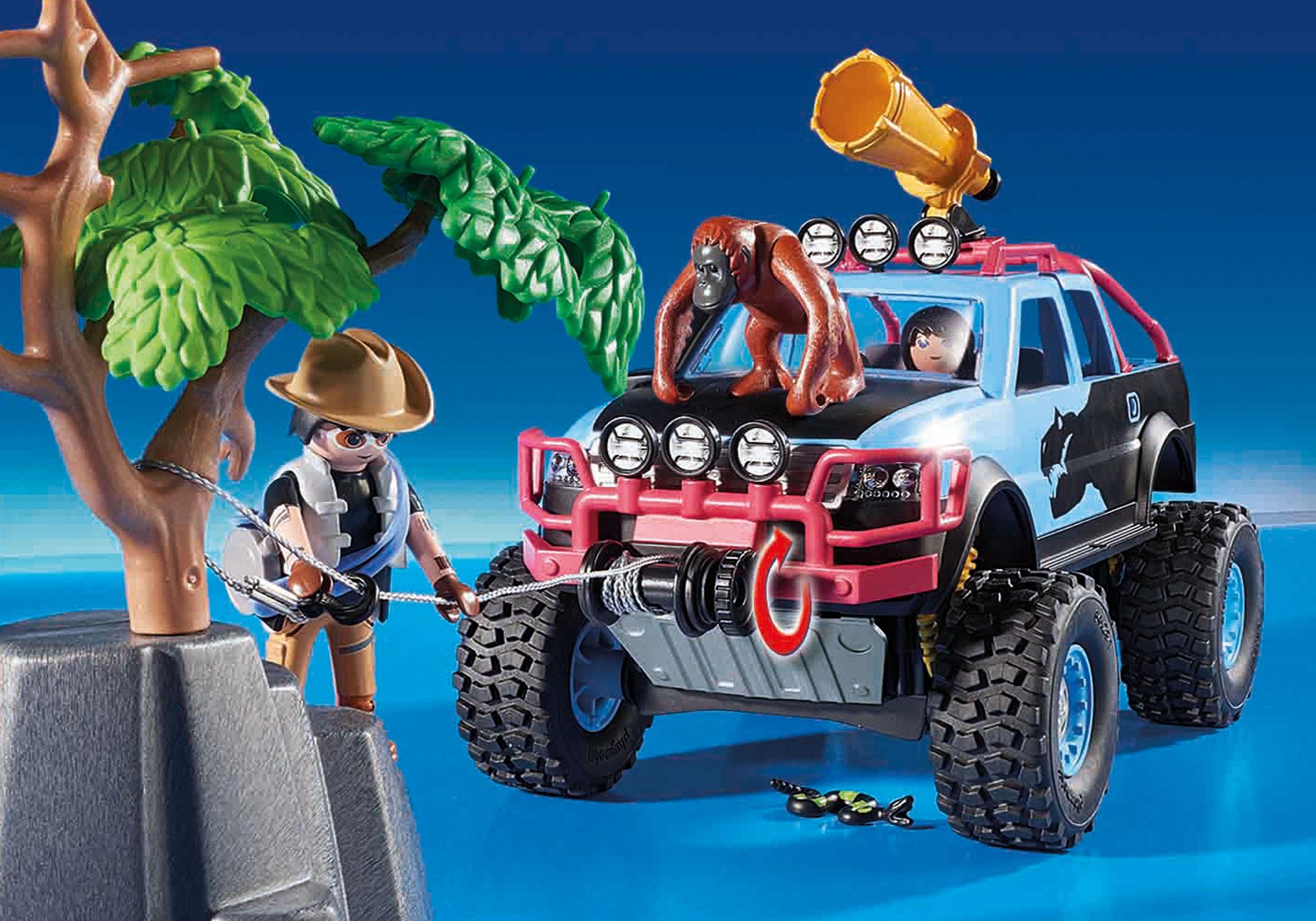 https://media.playmobil.com/i/playmobil/9407_product_extra2